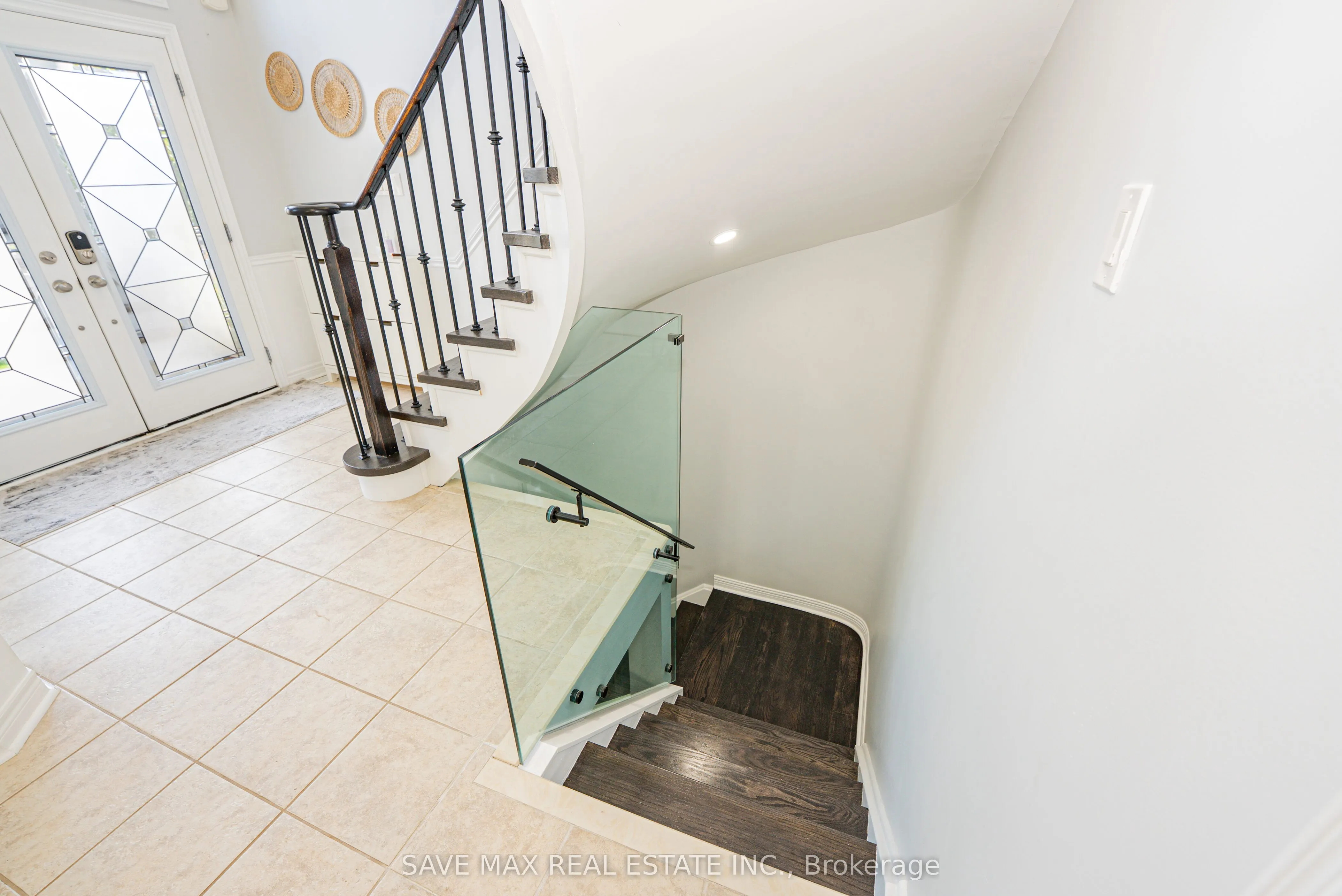 113 Sharplin Drive