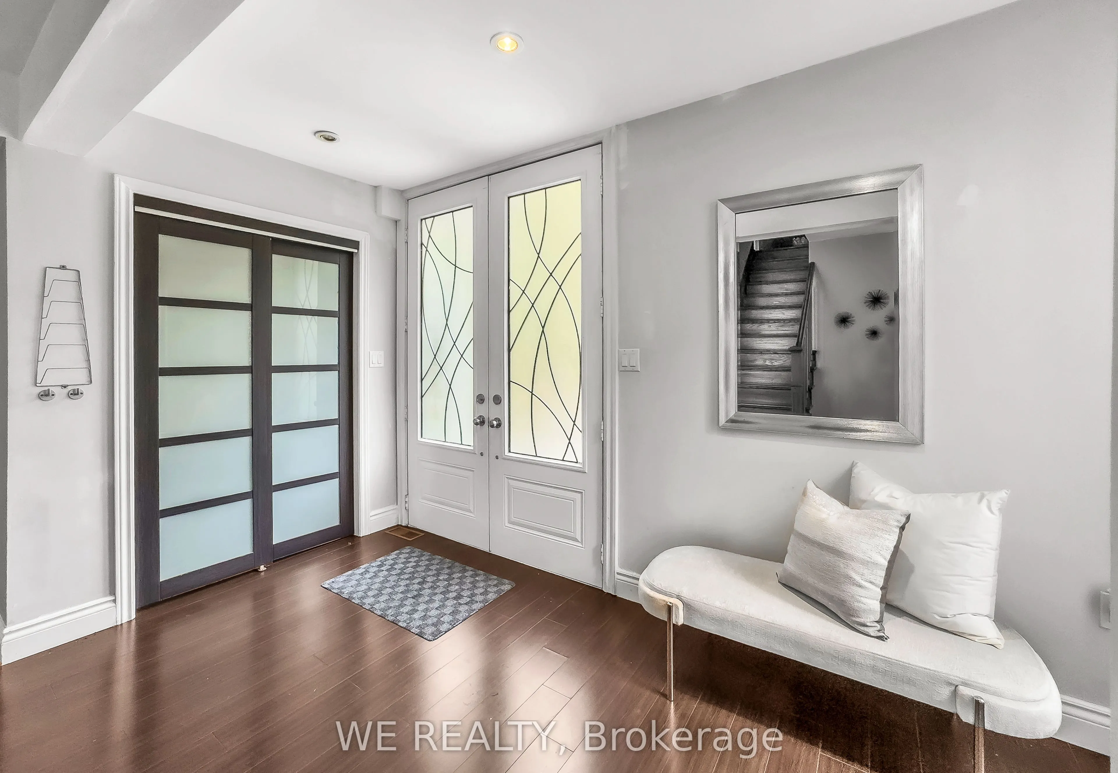 1484 Old Forest Road