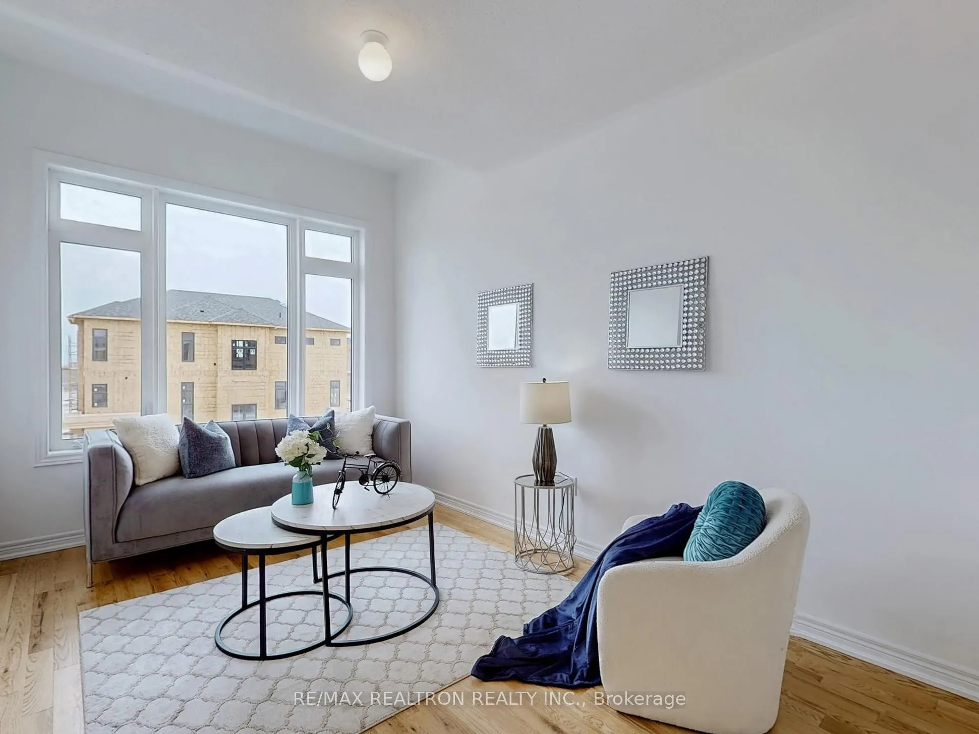1260 Talisman Manor