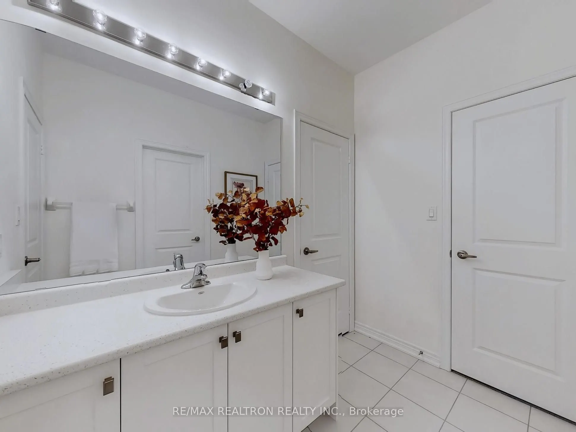 1260 Talisman Manor