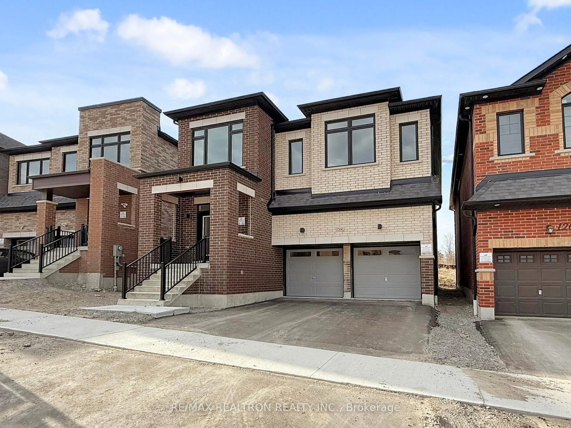 1260 Talisman Manor