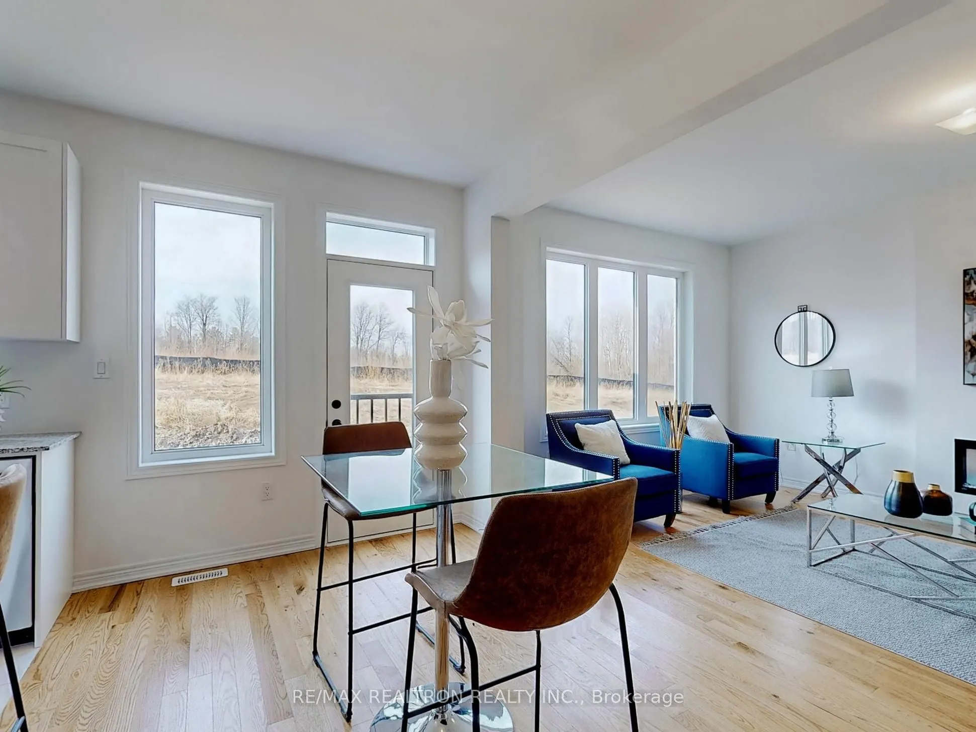 1260 Talisman Manor