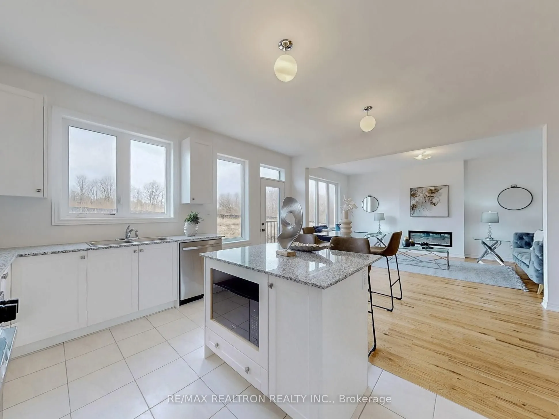 1260 Talisman Manor