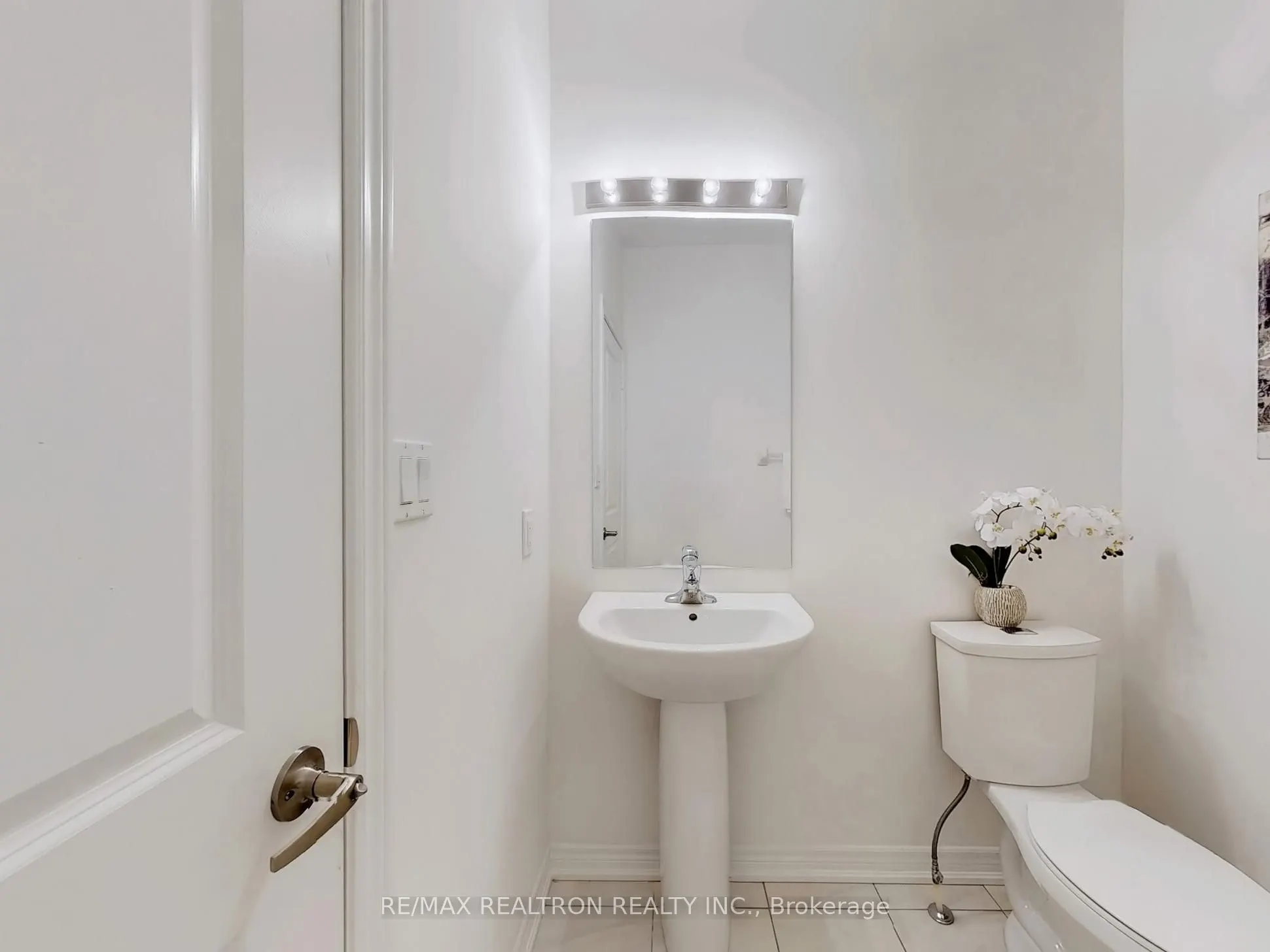1260 Talisman Manor