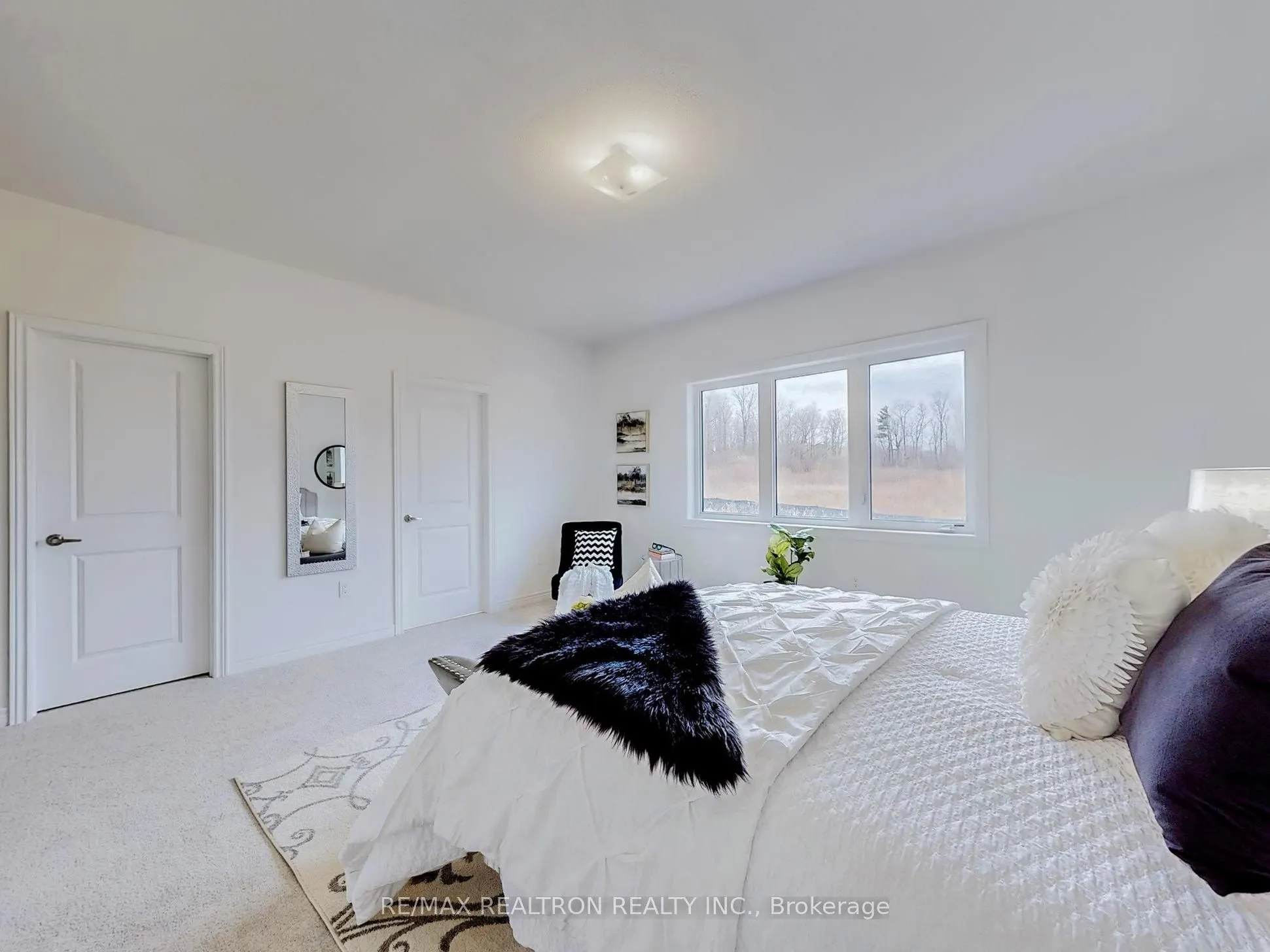 1260 Talisman Manor