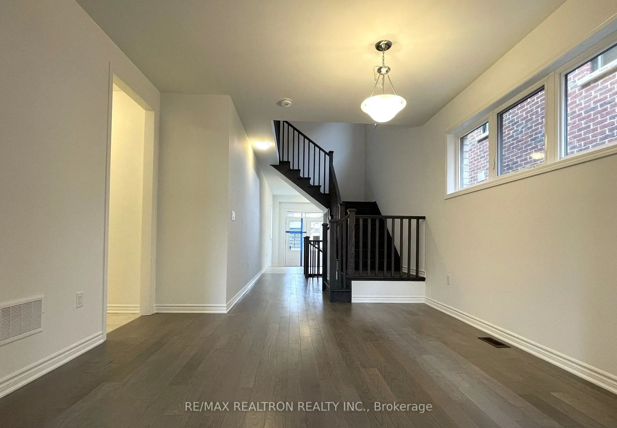 1505 Honey Locust Place