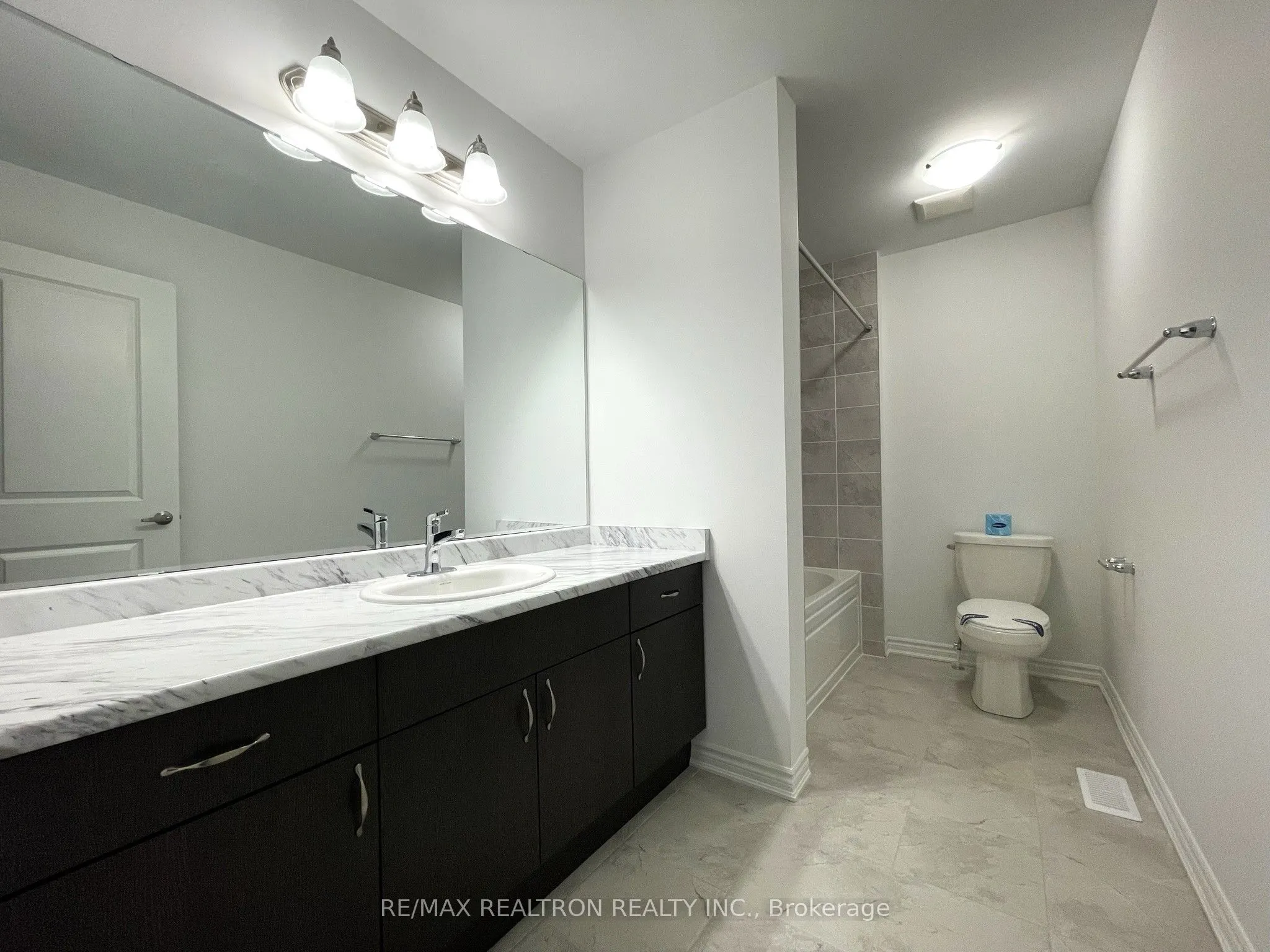 1505 Honey Locust Place