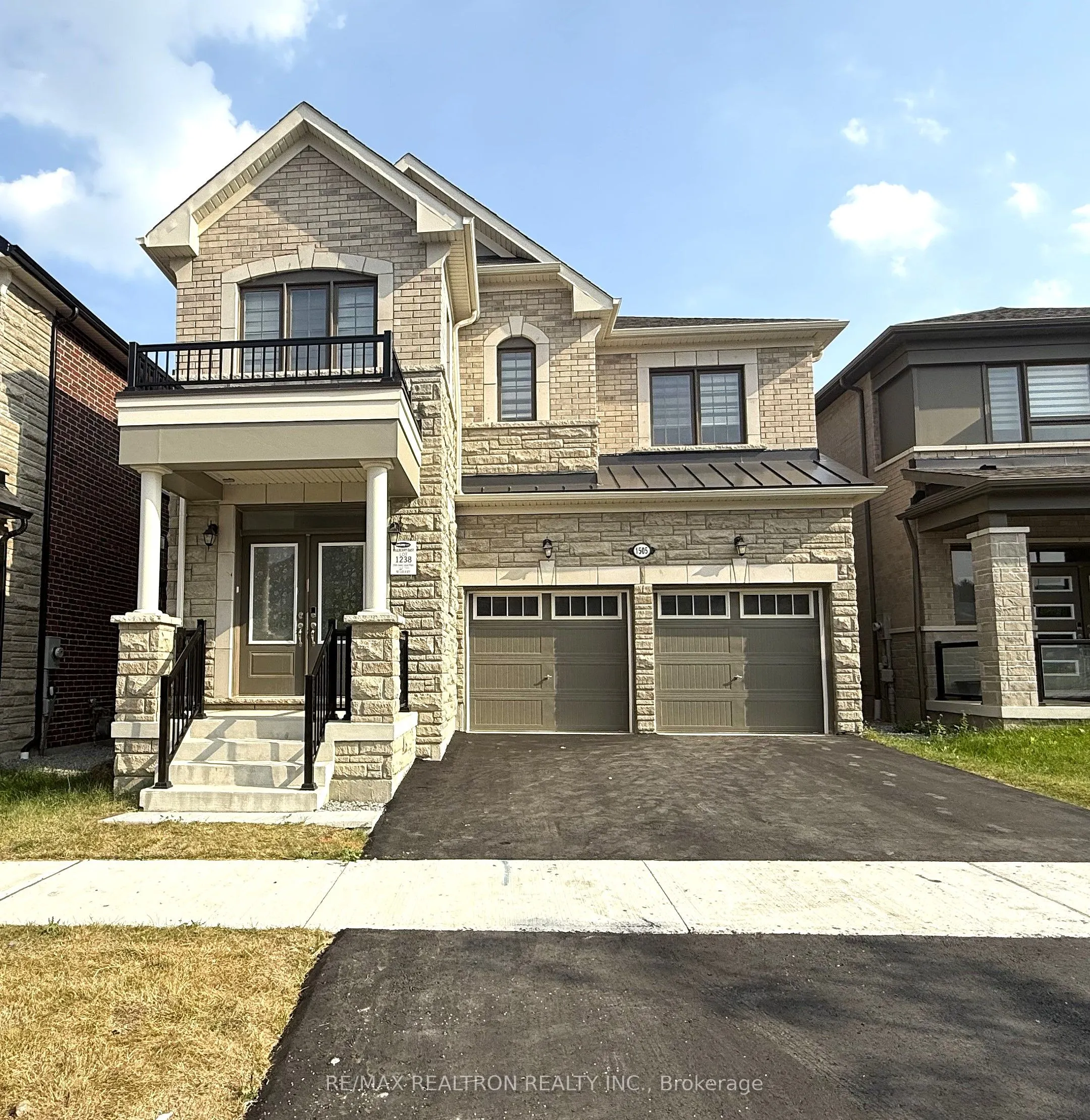 1505 Honey Locust Place