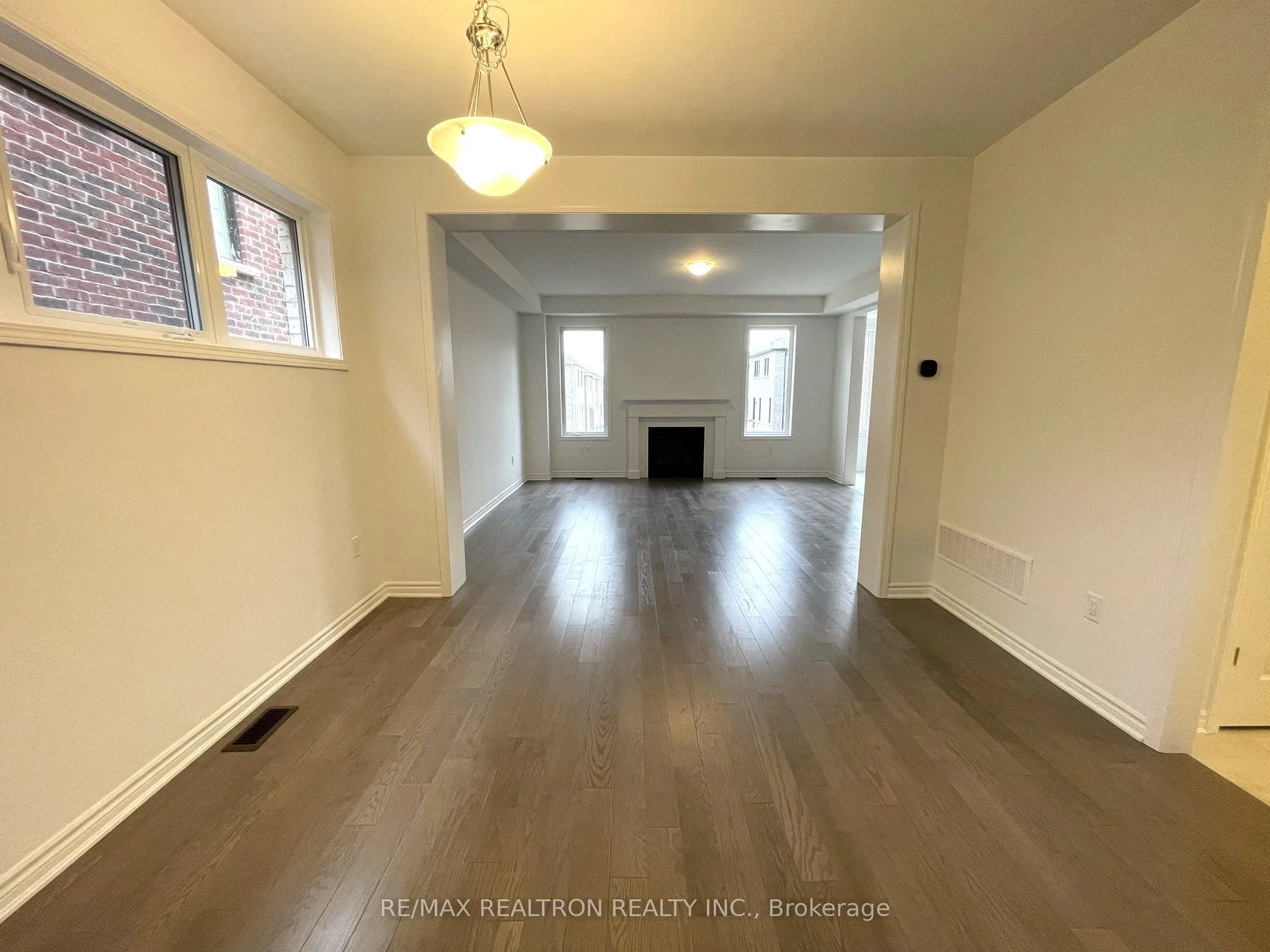1505 Honey Locust Place