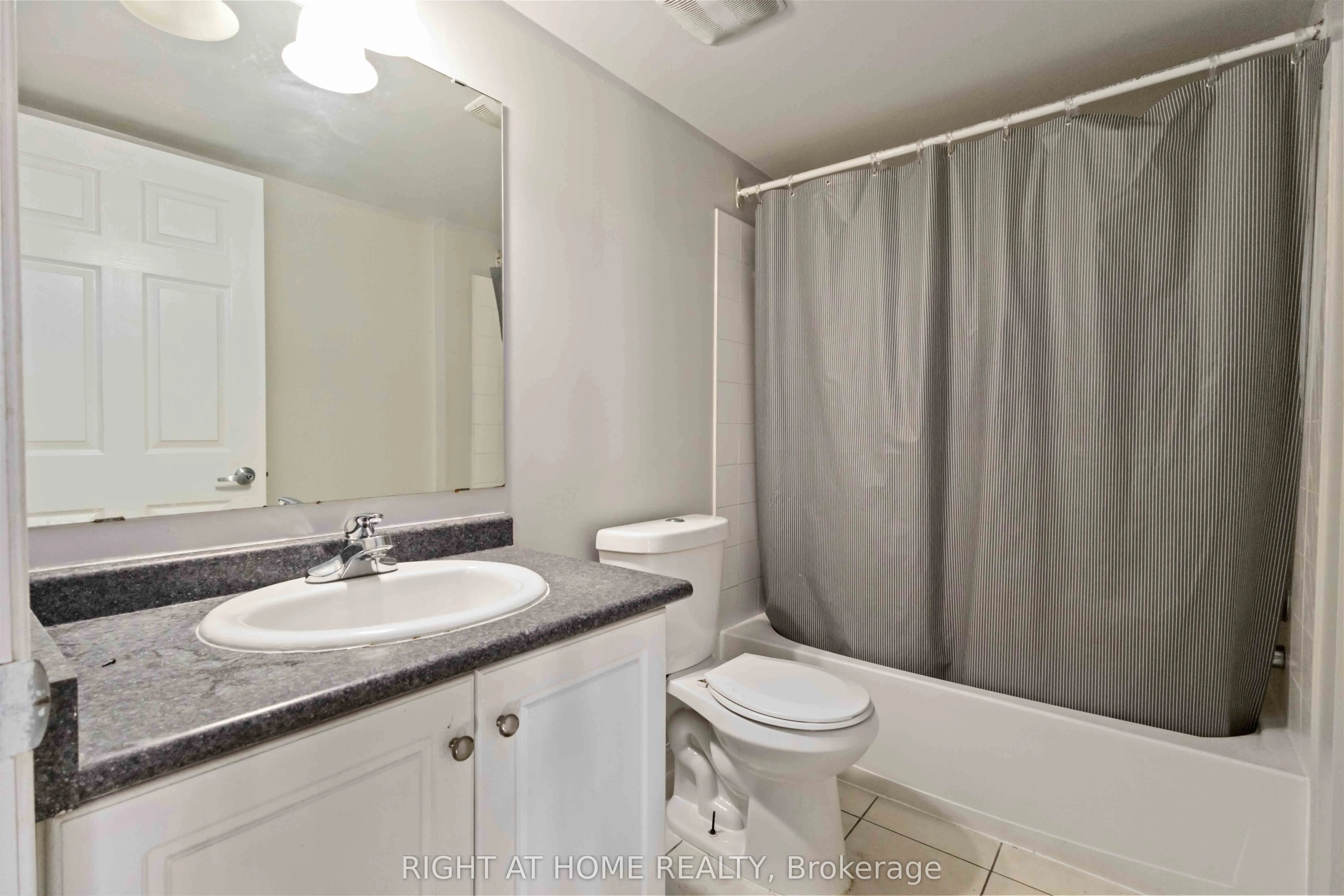 5235 Finch Avenue E, #202
