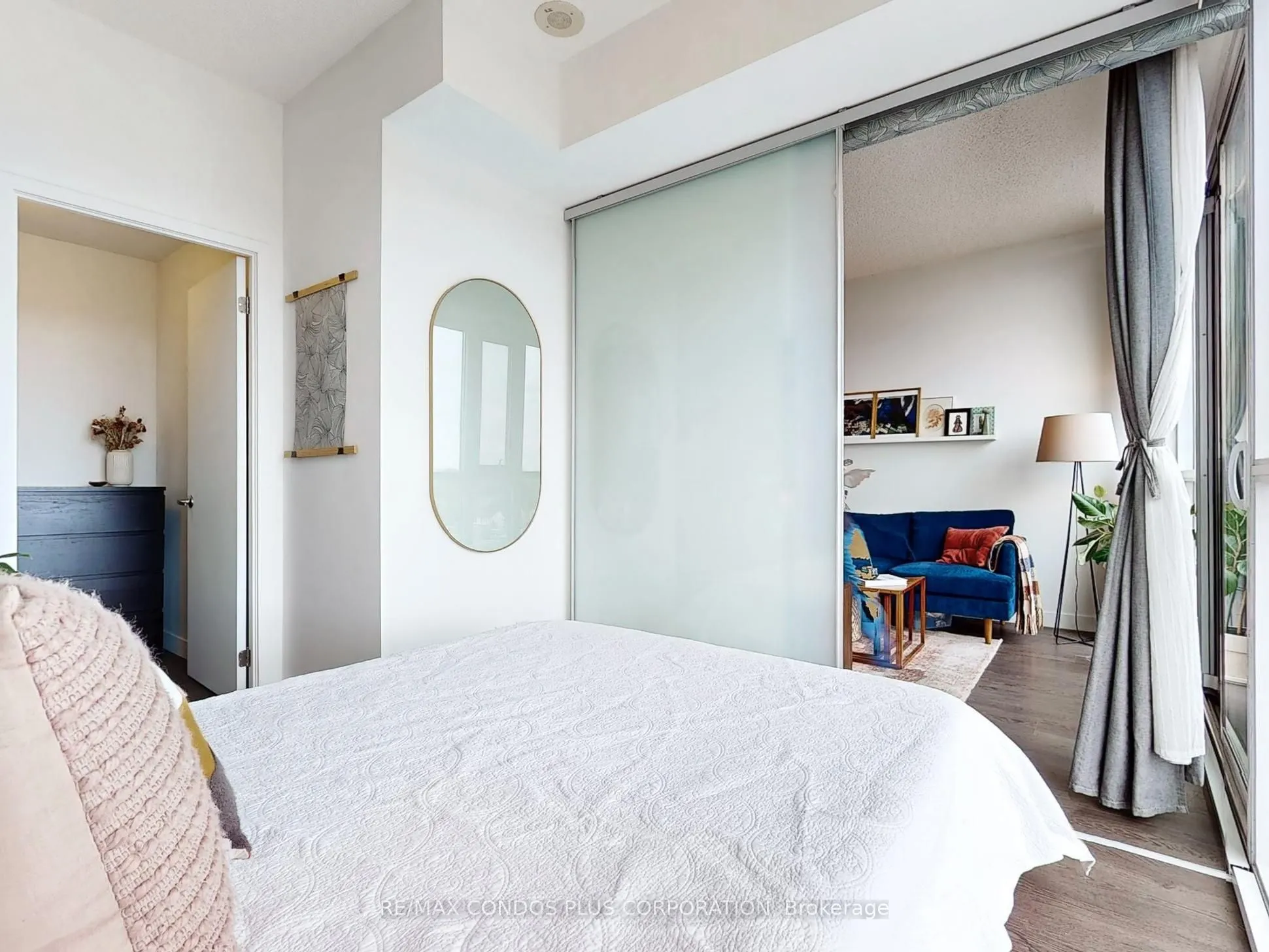 2055 Danforth Avenue, #605