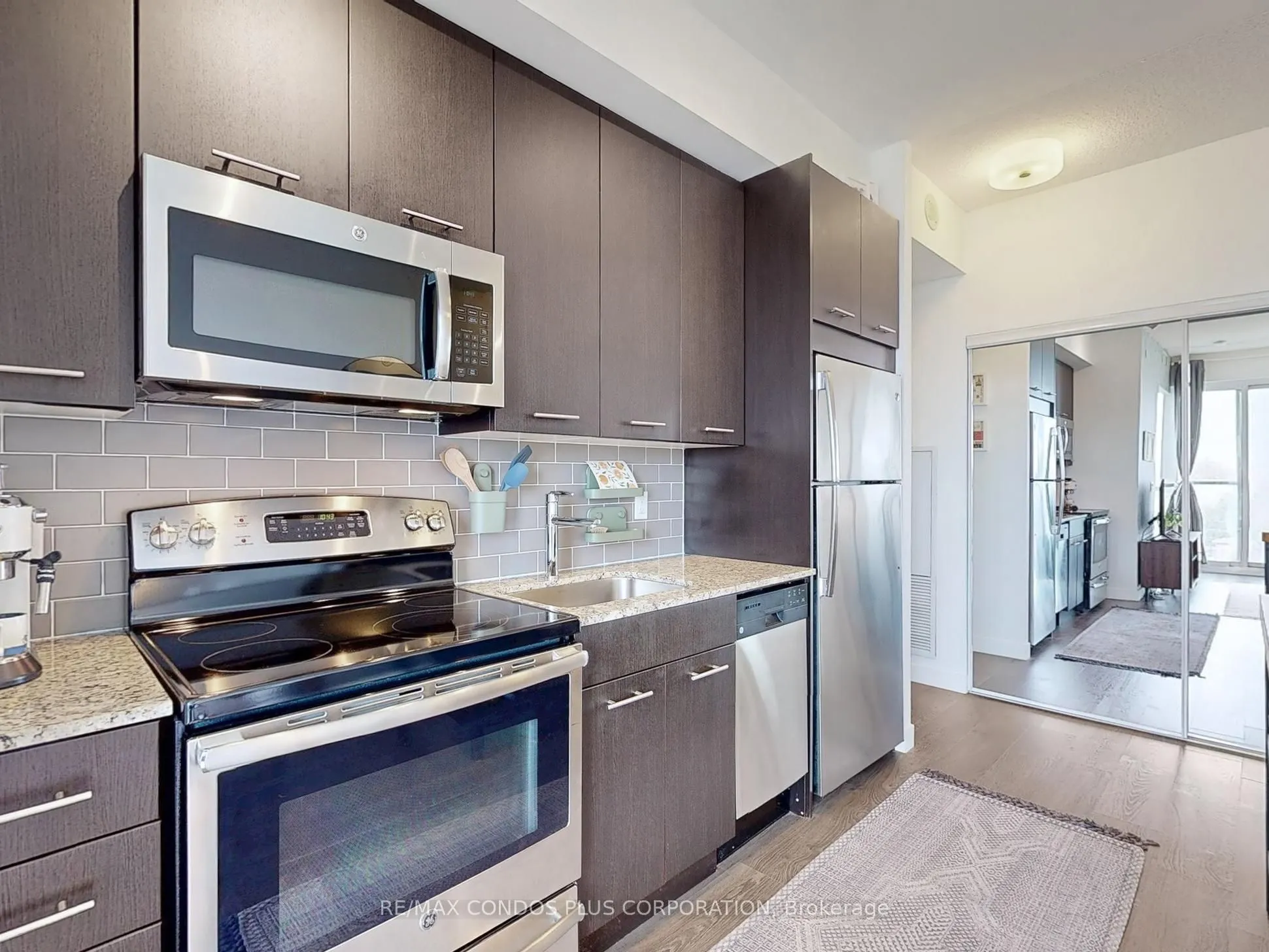 2055 Danforth Avenue, #605
