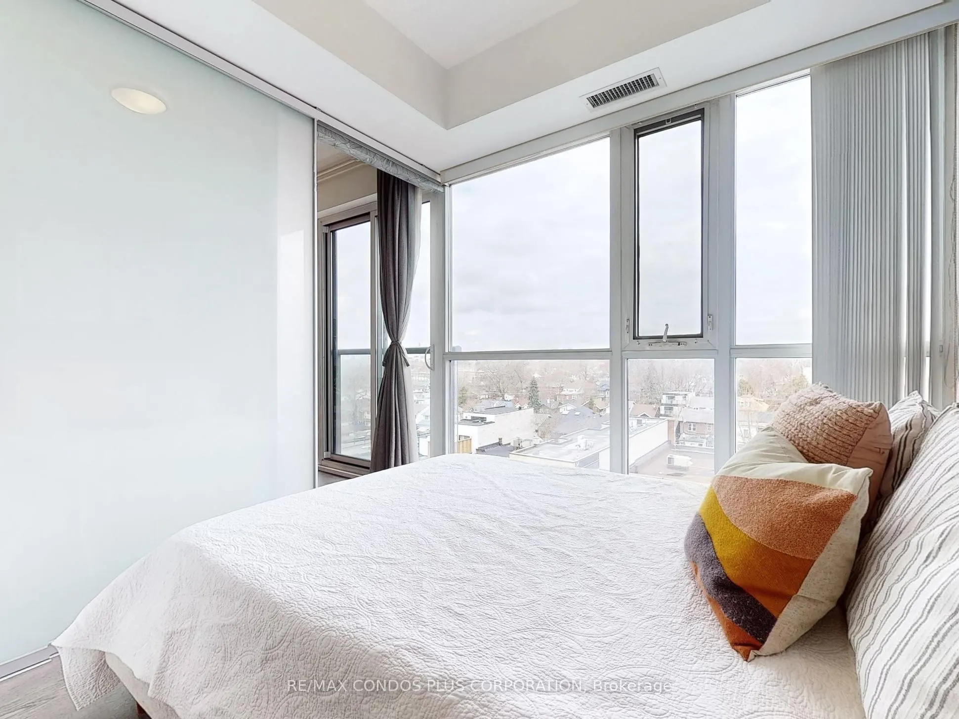 2055 Danforth Avenue, #605
