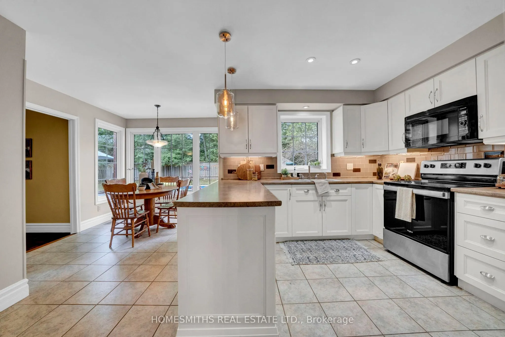 10 Chester Lane