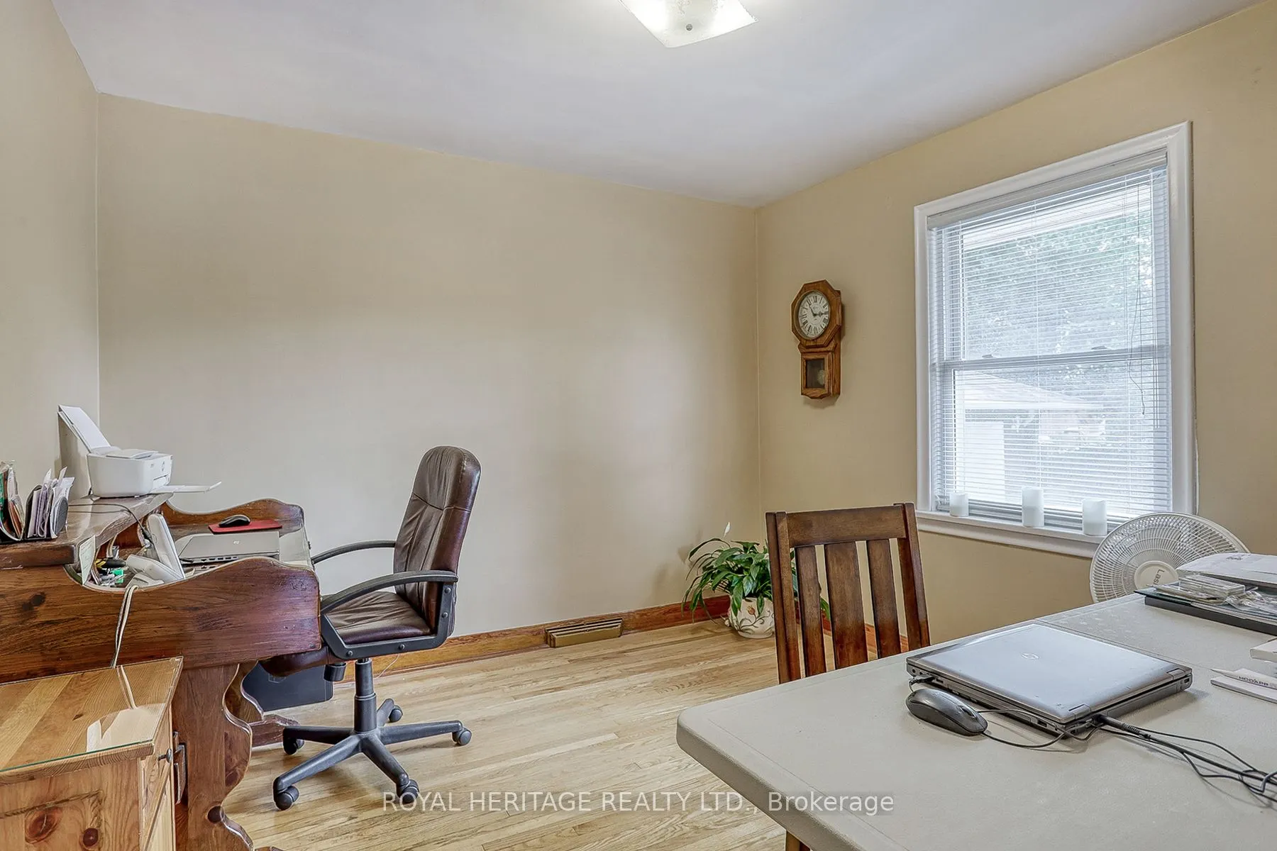 339 Nipigon Street E