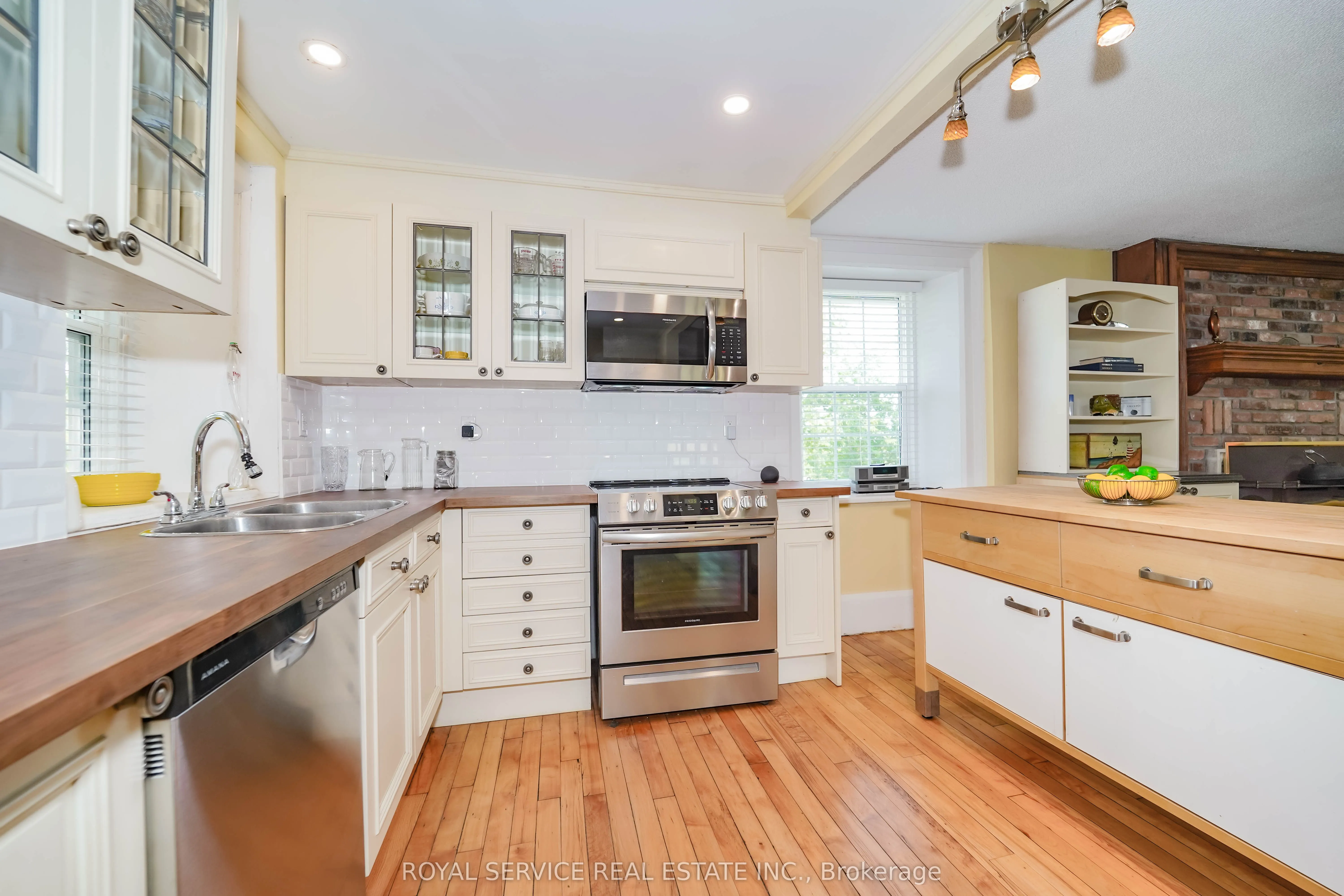 3142 Maple Grove Road