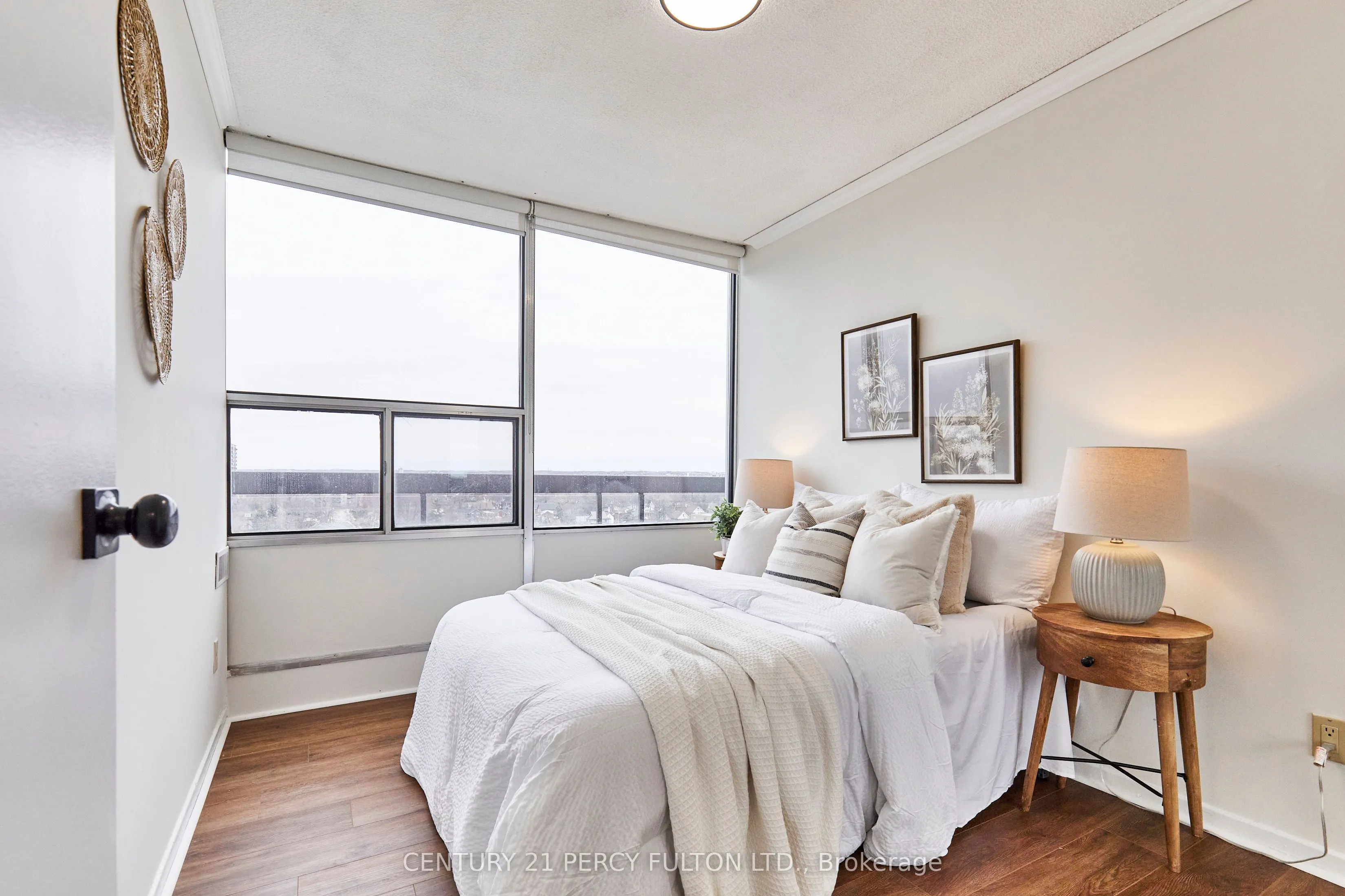 55 William Street E, #PH12