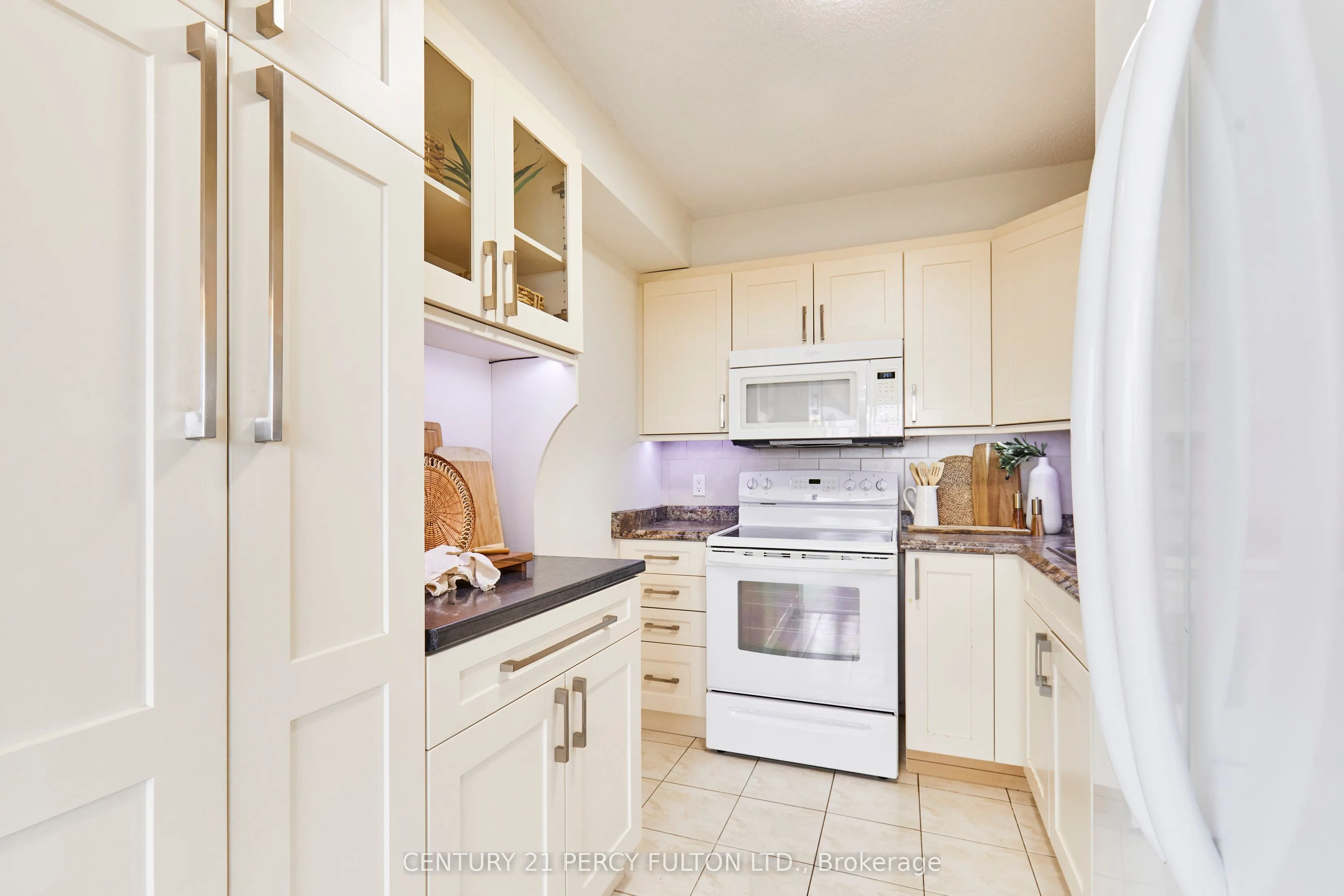 55 William Street E, #PH12