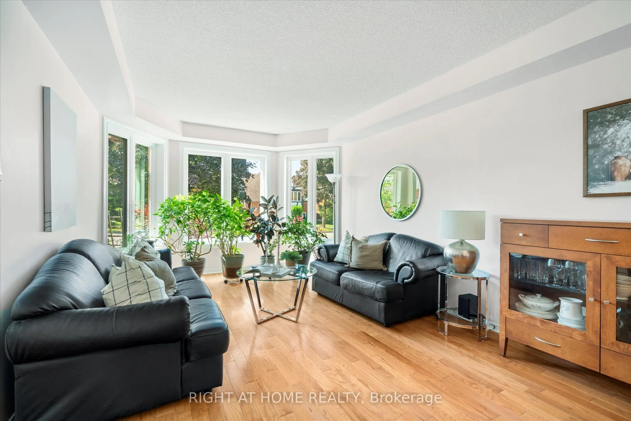 2097 Lynn Heights Drive