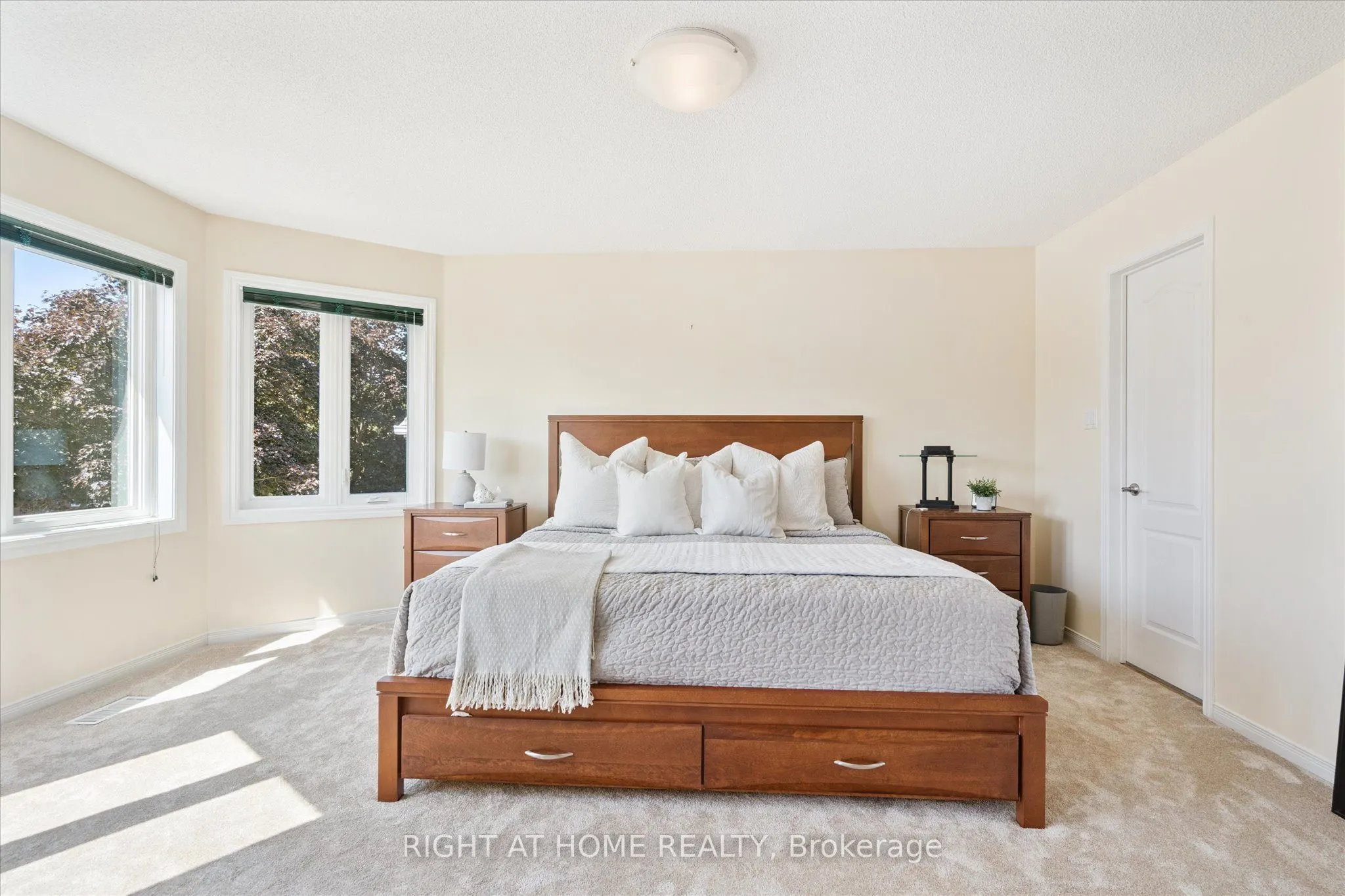 2097 Lynn Heights Drive