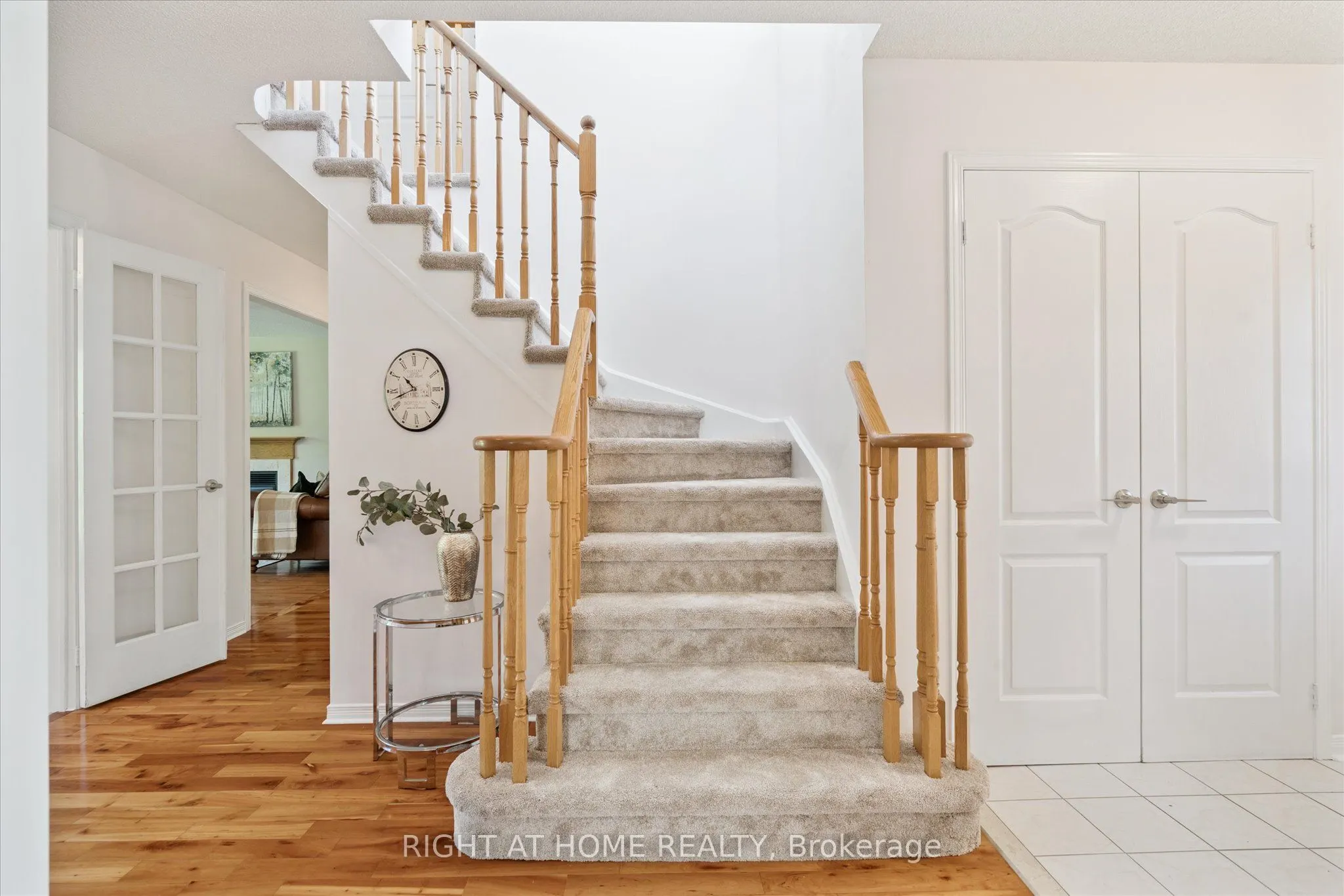 2097 Lynn Heights Drive