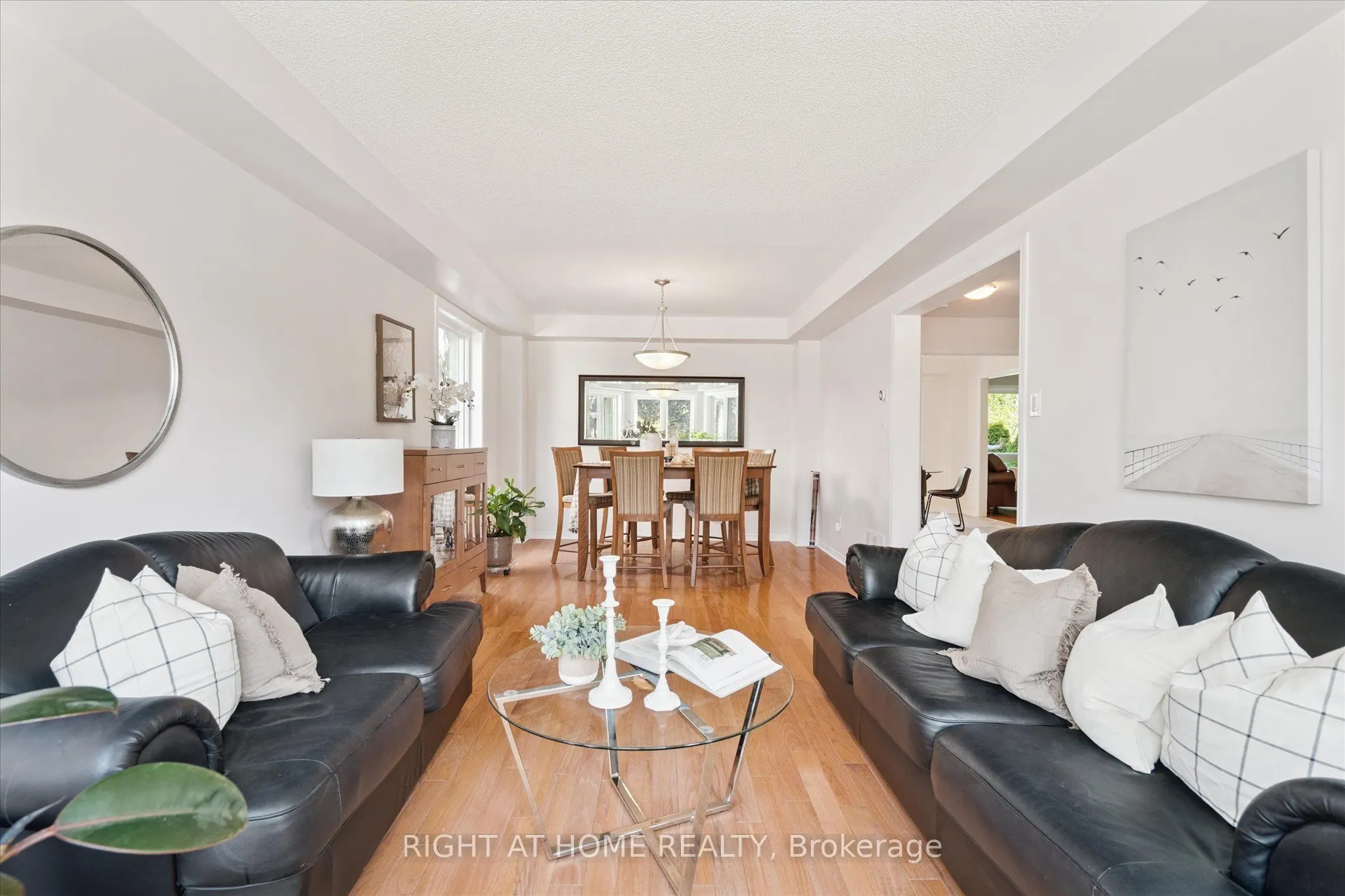2097 Lynn Heights Drive