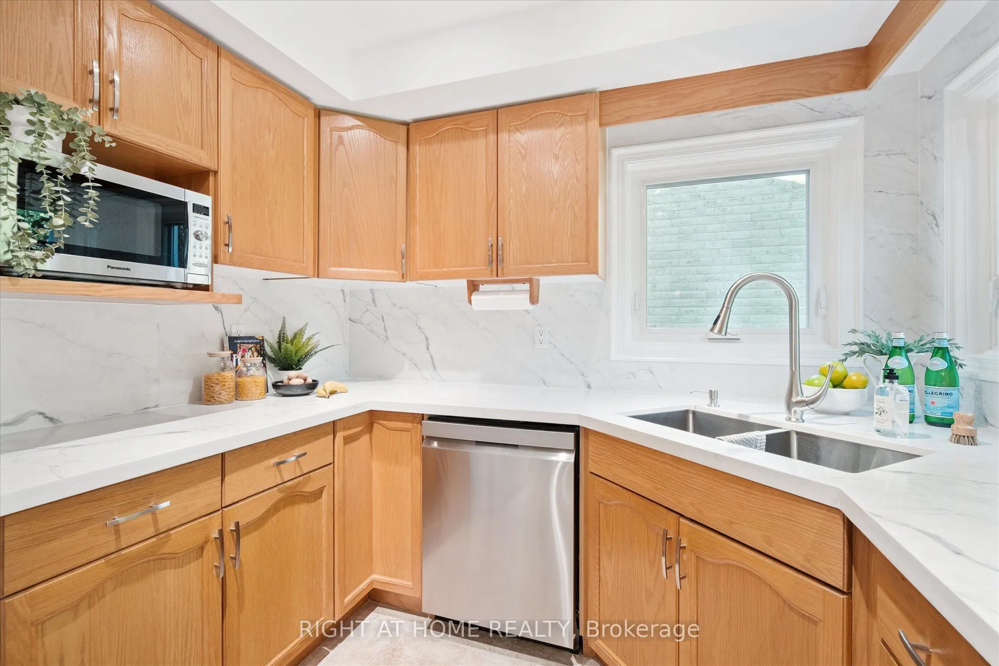 2097 Lynn Heights Drive