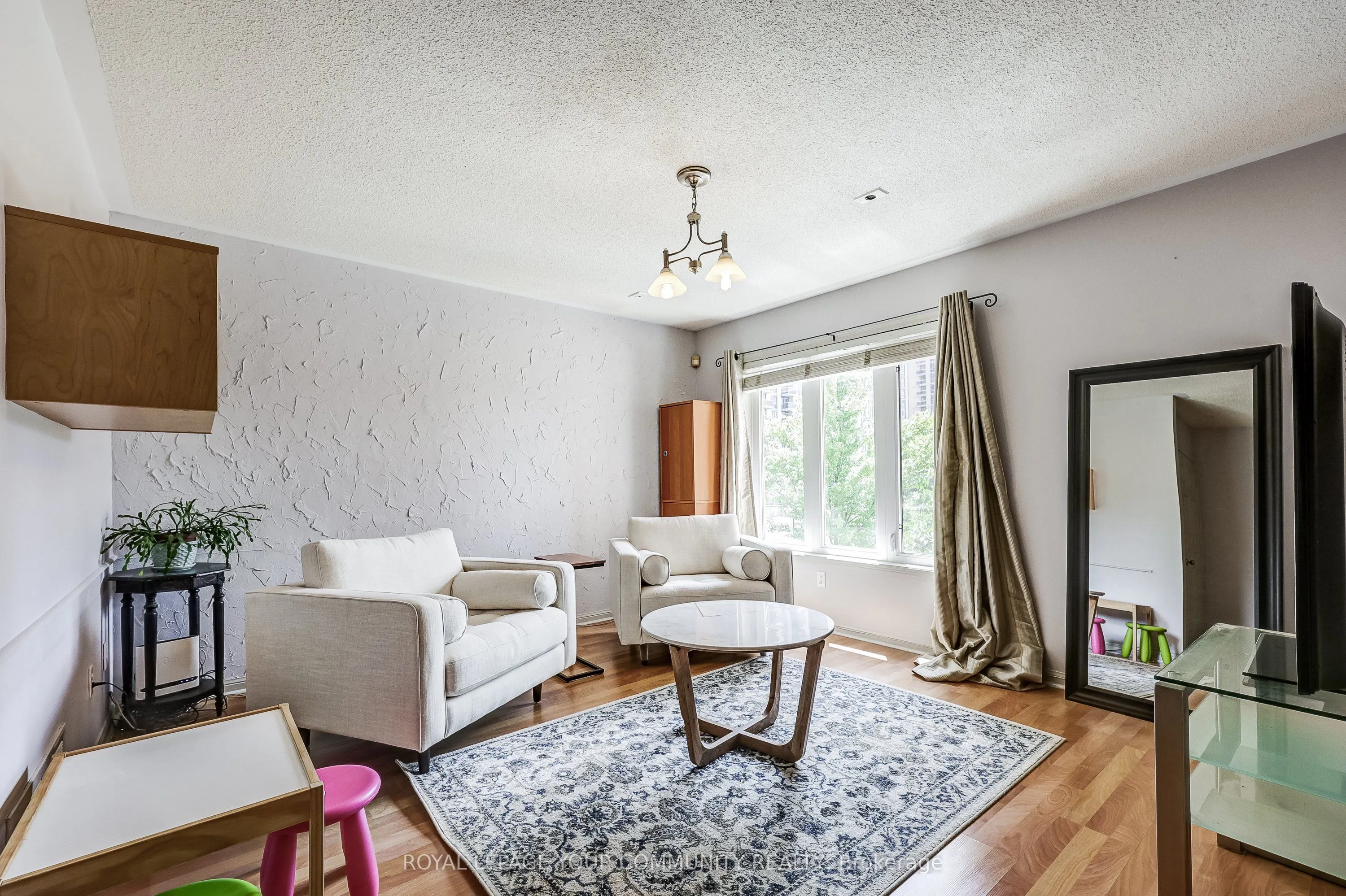 23 Mondeo Drive, #5