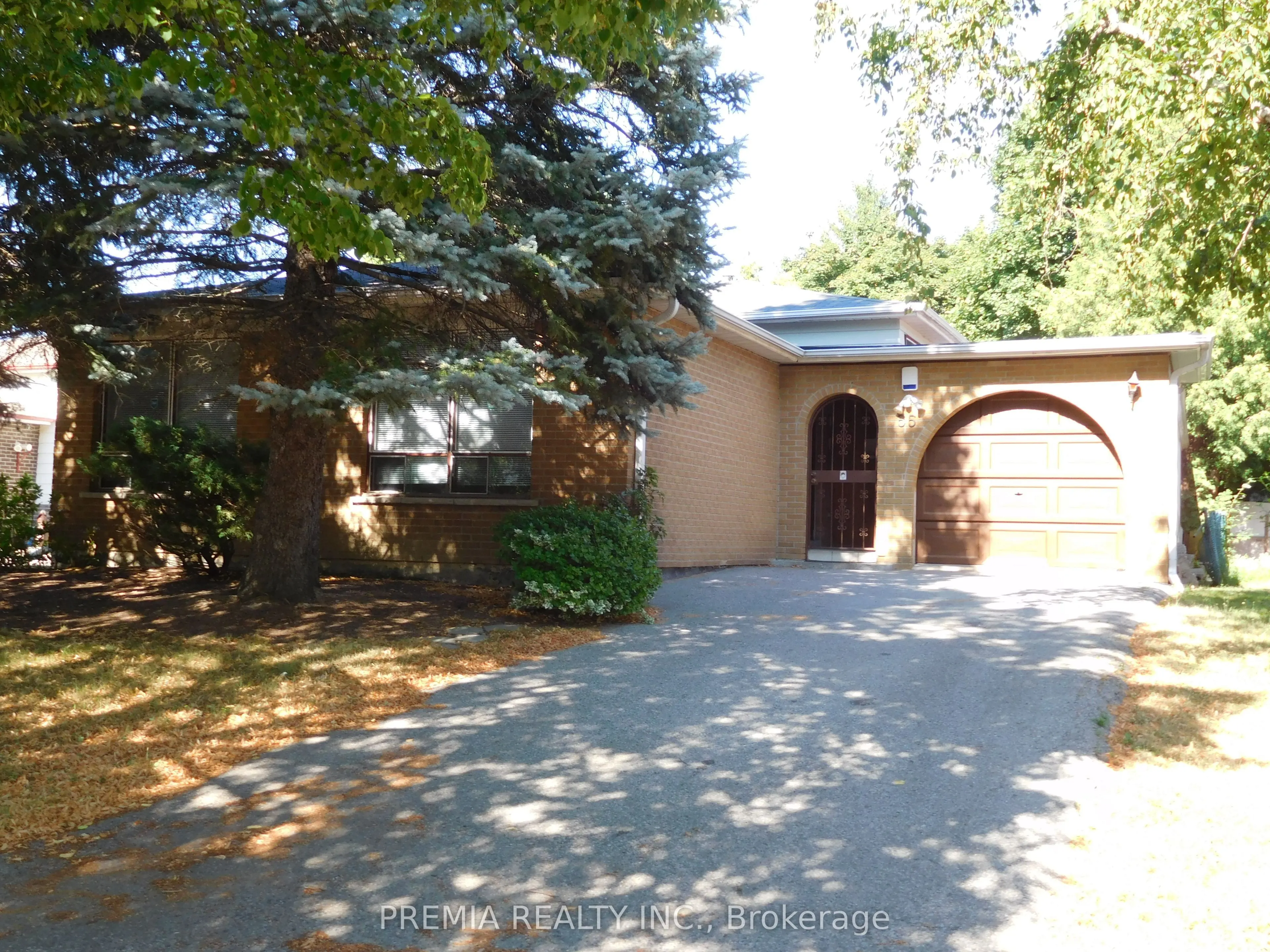 55 Gemshaw Crescent