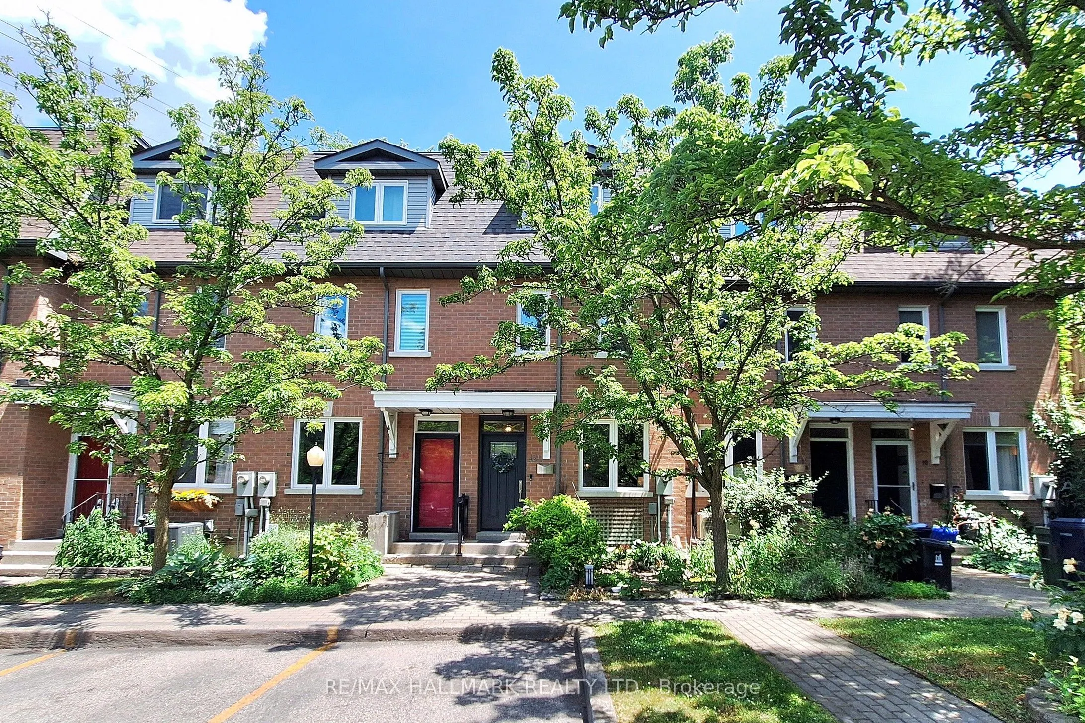 99 Goodwood Park Court, #12