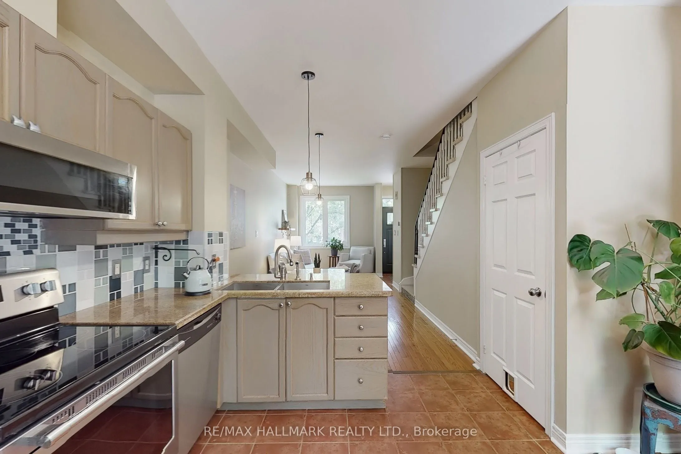 99 Goodwood Park Court, #12