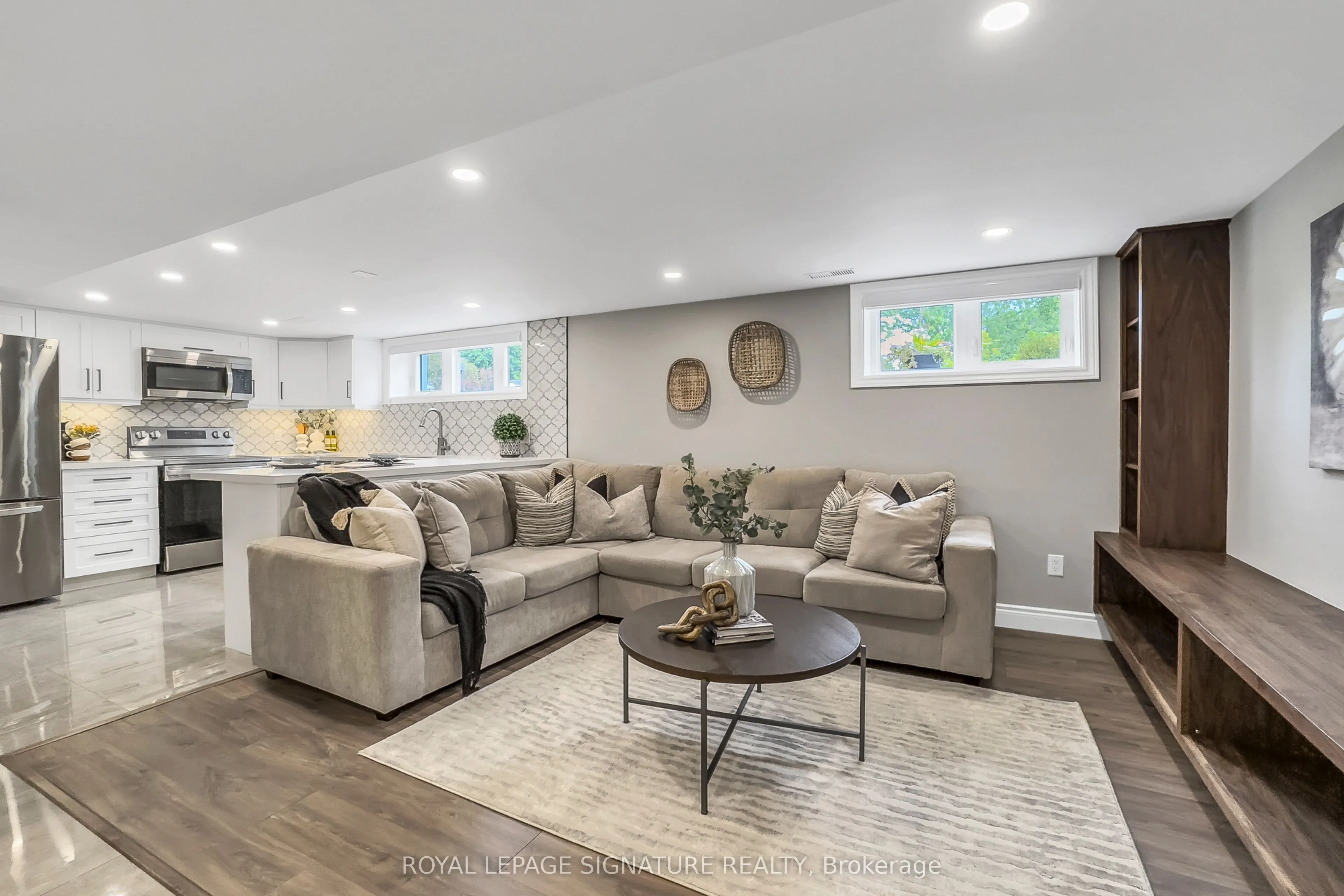 52 Ivorwood Crescent