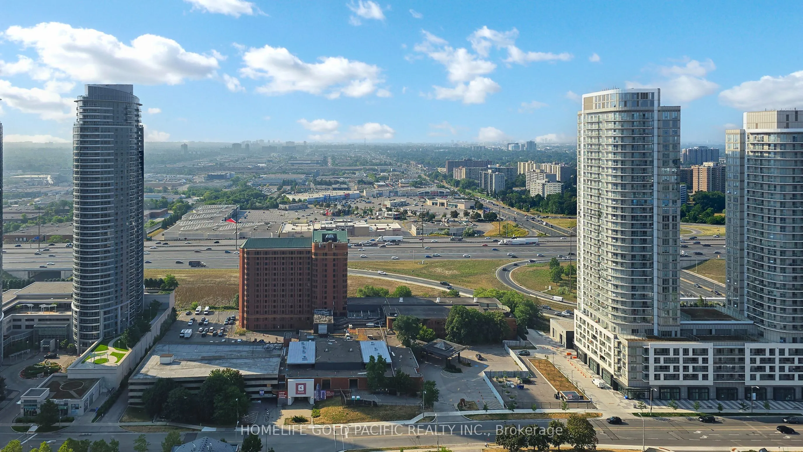 275 Village Green Square, #3423