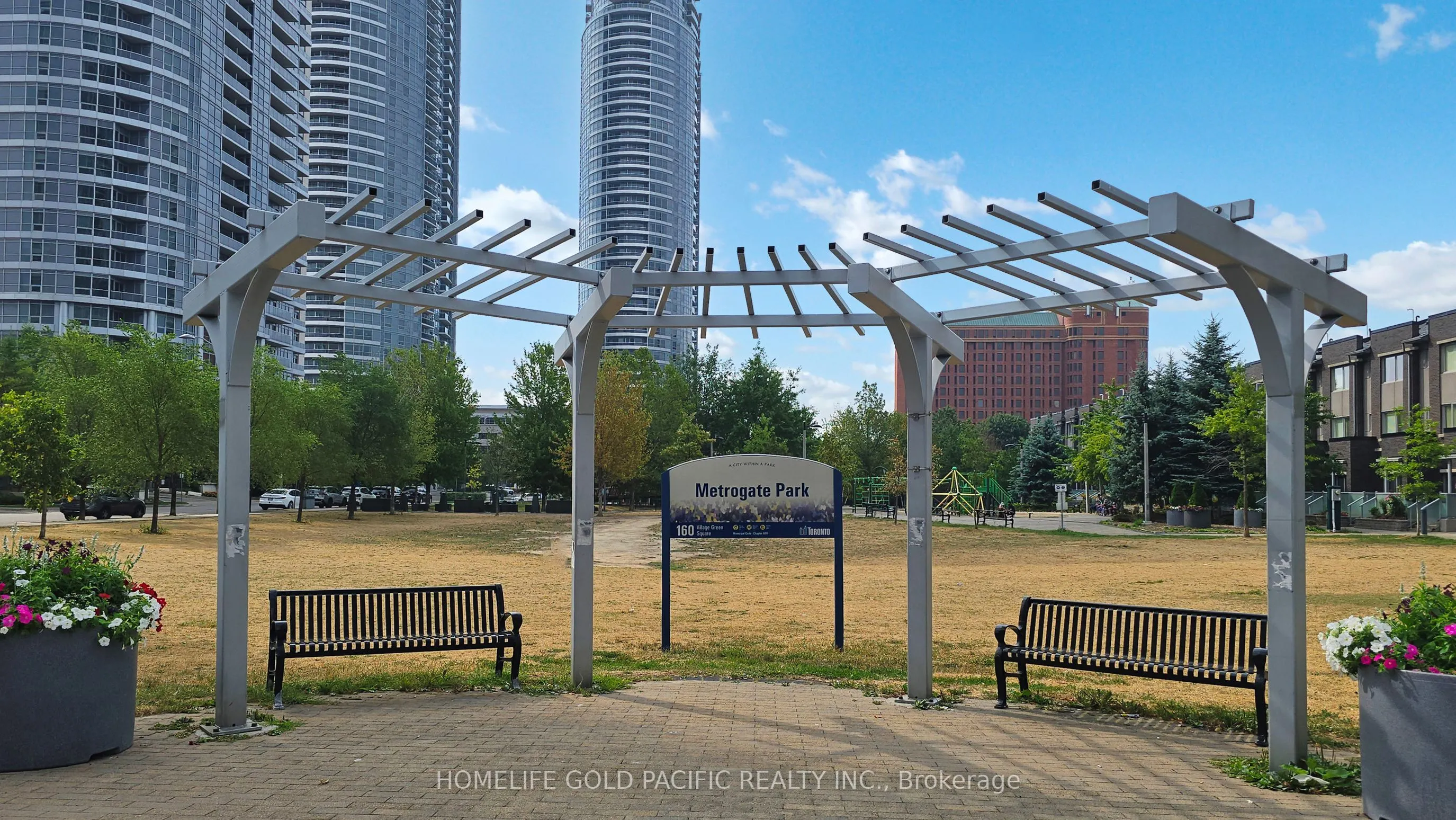 275 Village Green Square, #3423