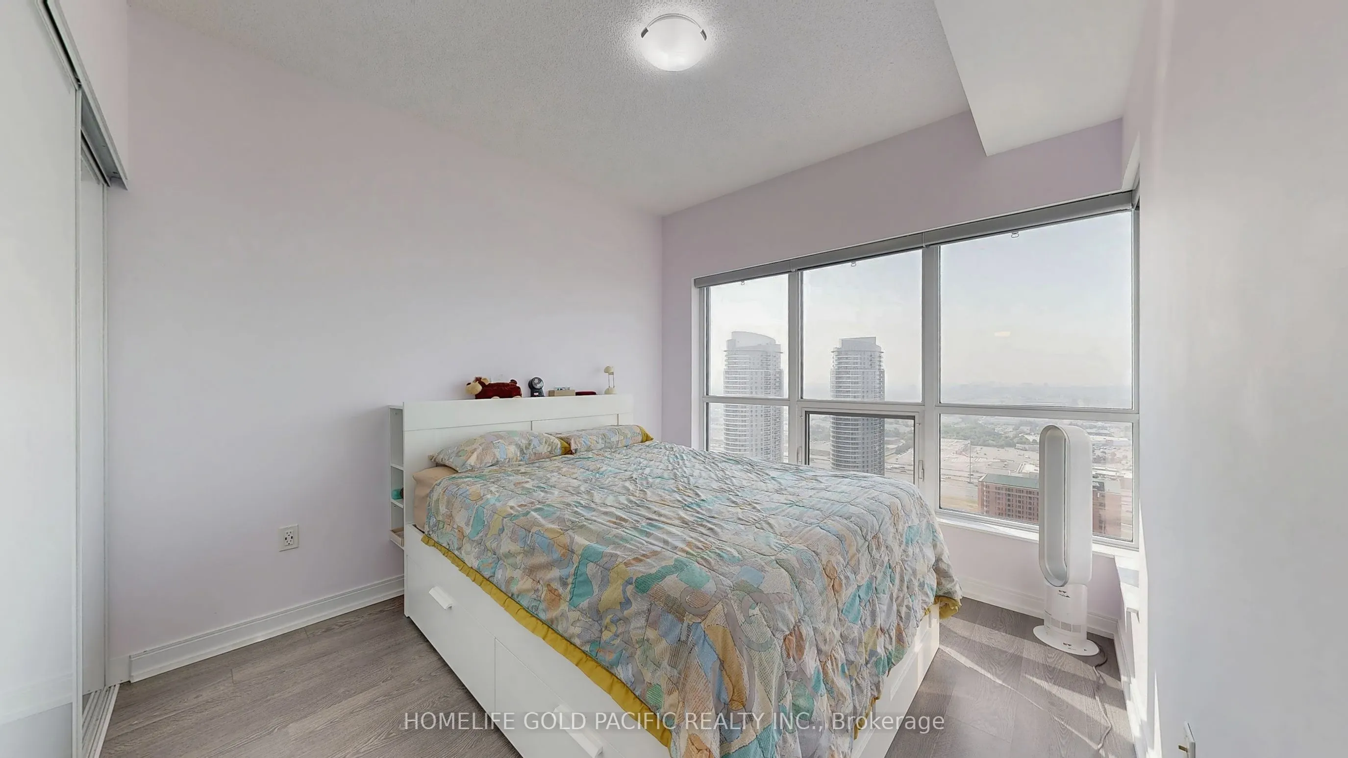 275 Village Green Square, #3423