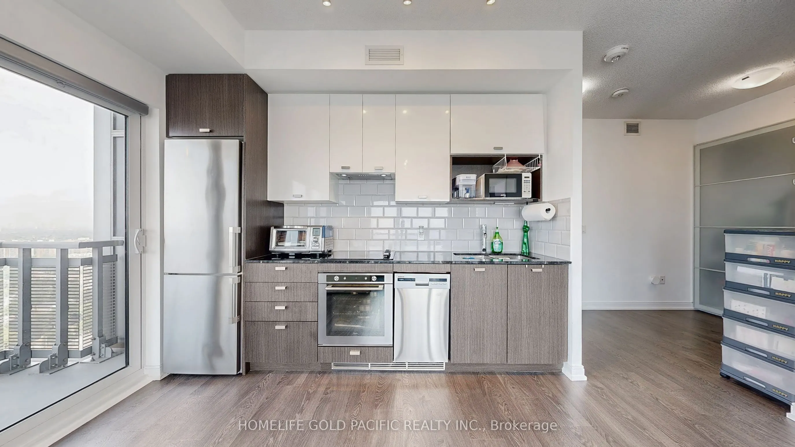 275 Village Green Square, #3423