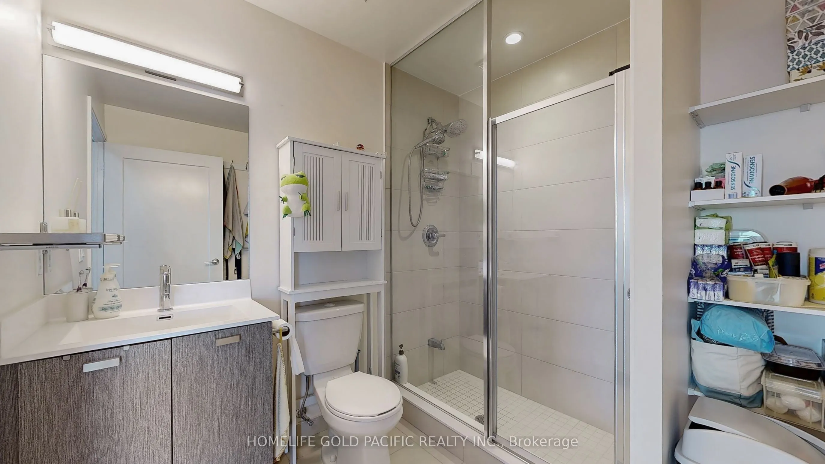 275 Village Green Square, #3423