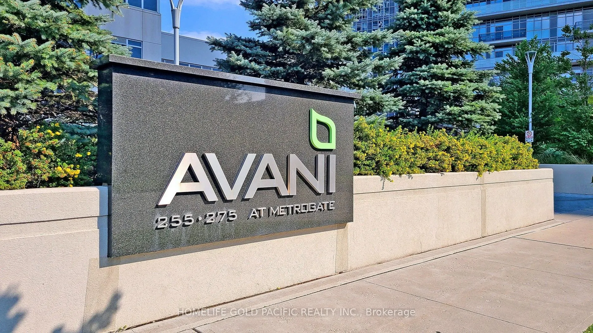 275 Village Green Square, #3423