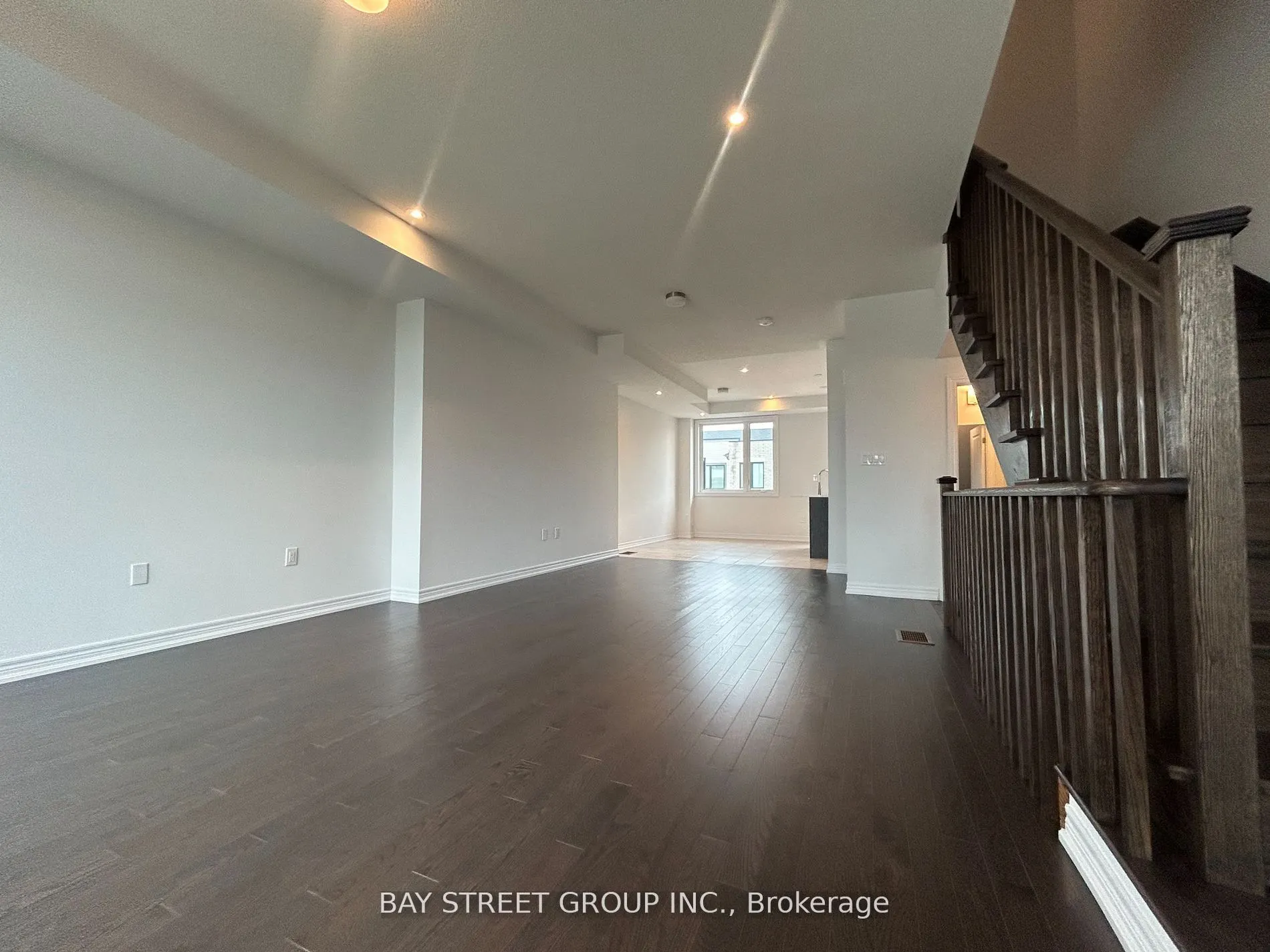 55 Sorbara Way