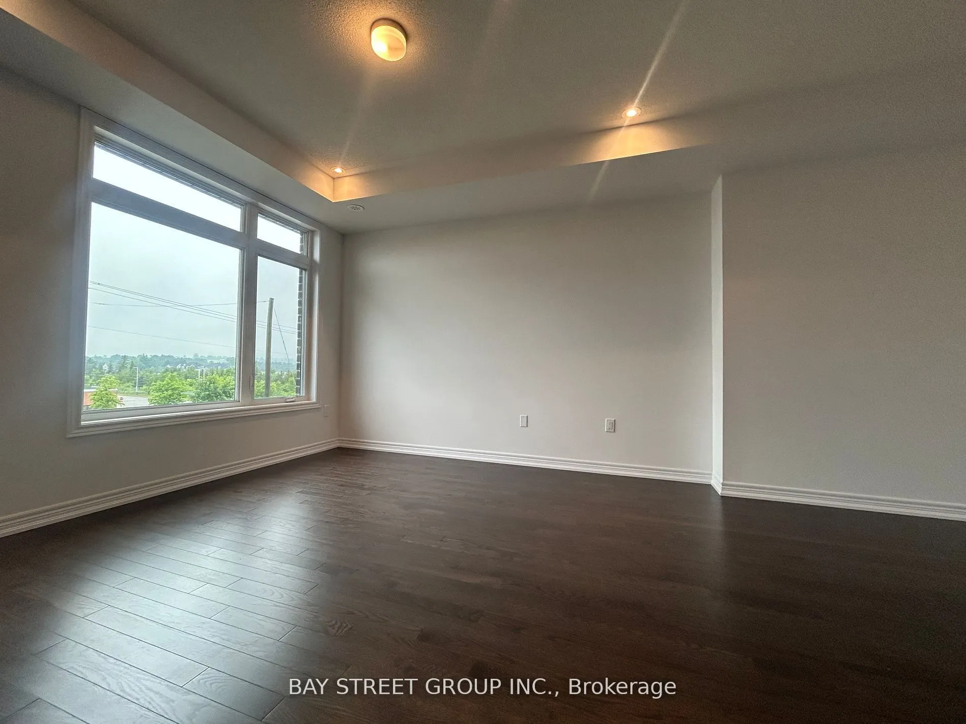 55 Sorbara Way