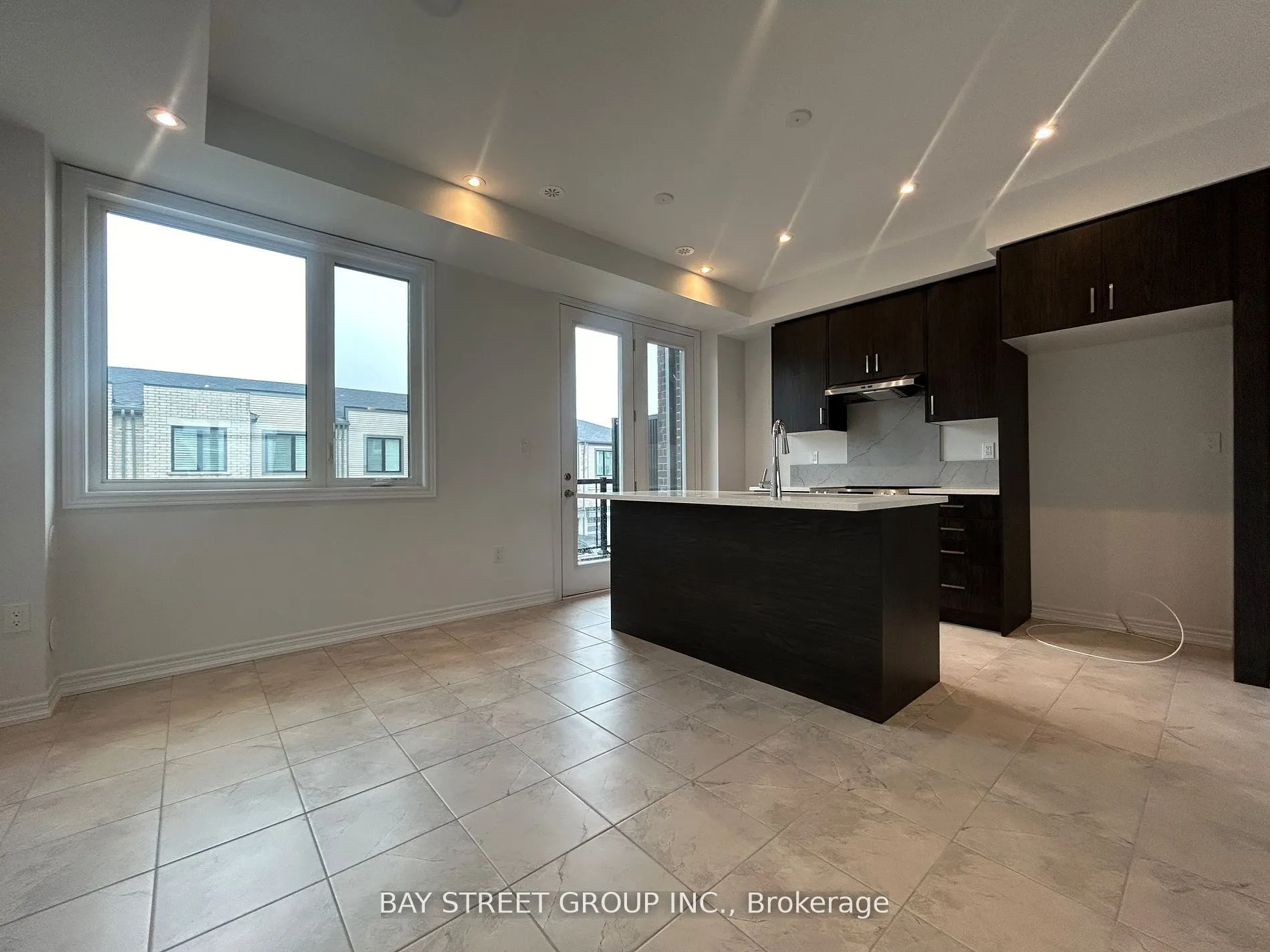 55 Sorbara Way