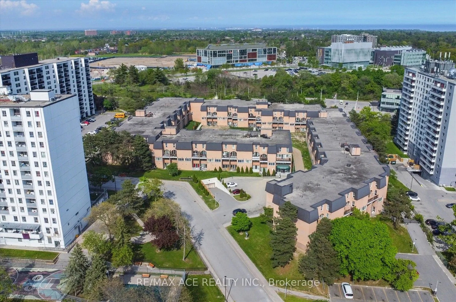 100 Mornelle Court, #2033