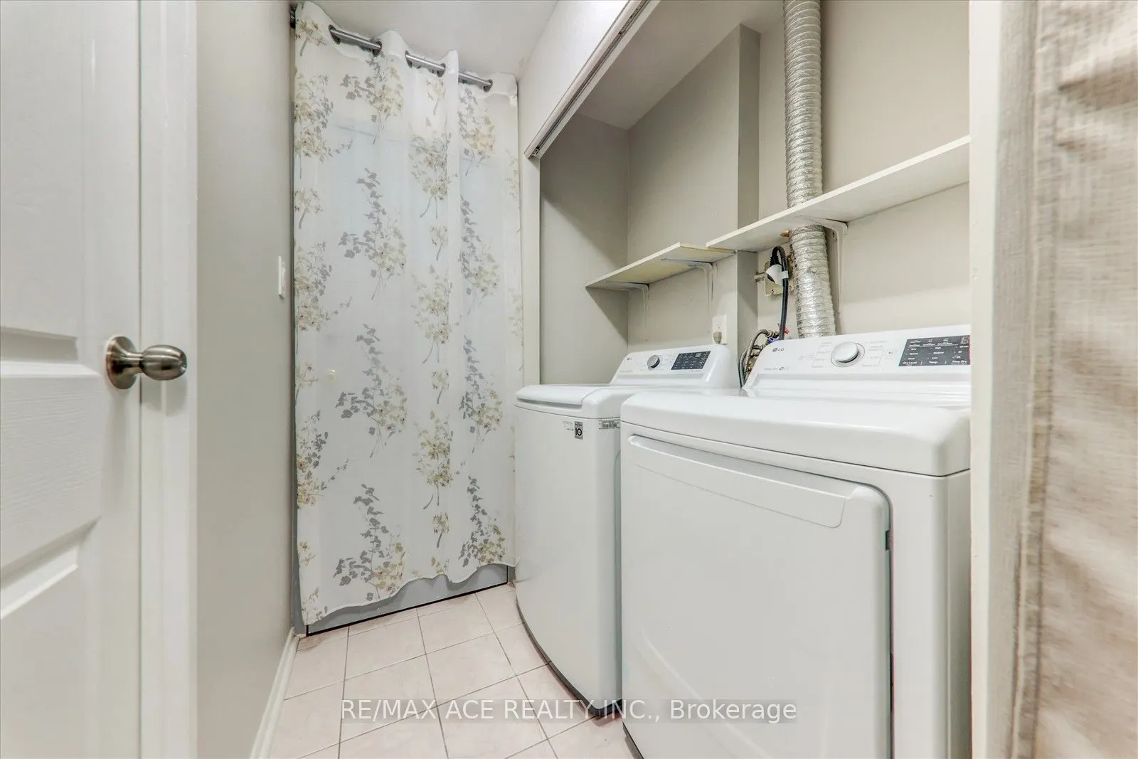 100 Mornelle Court, #2033