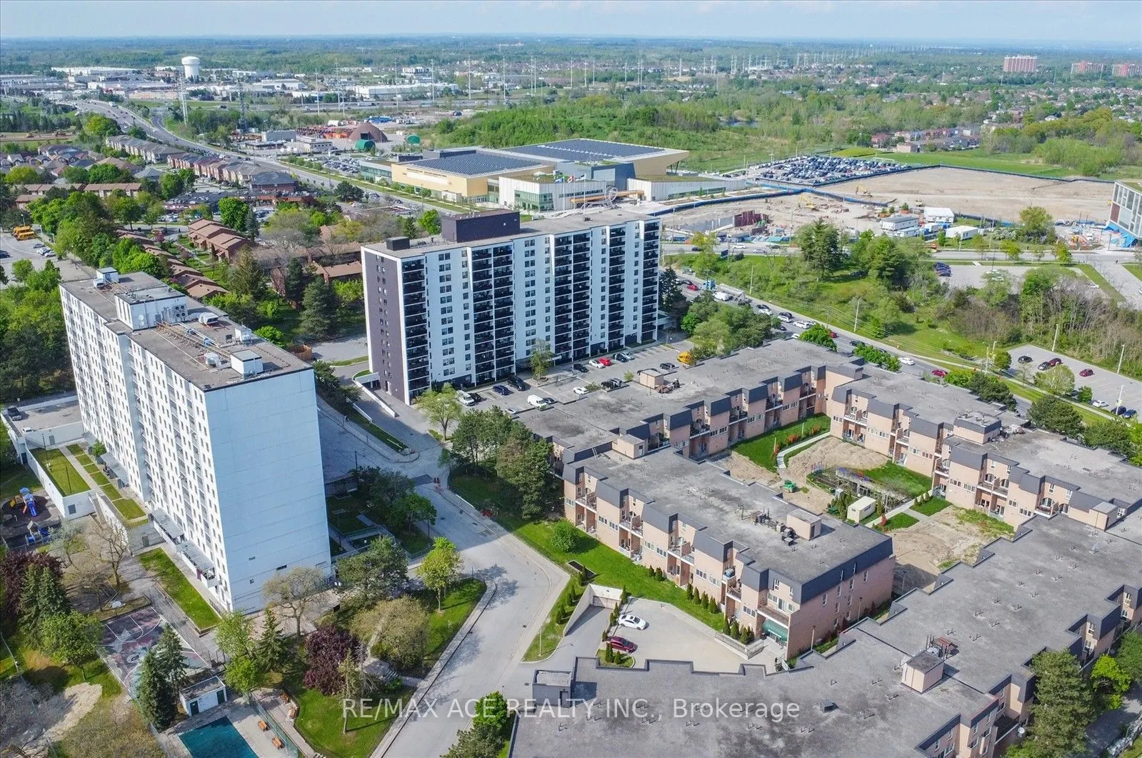 100 Mornelle Court, #2033