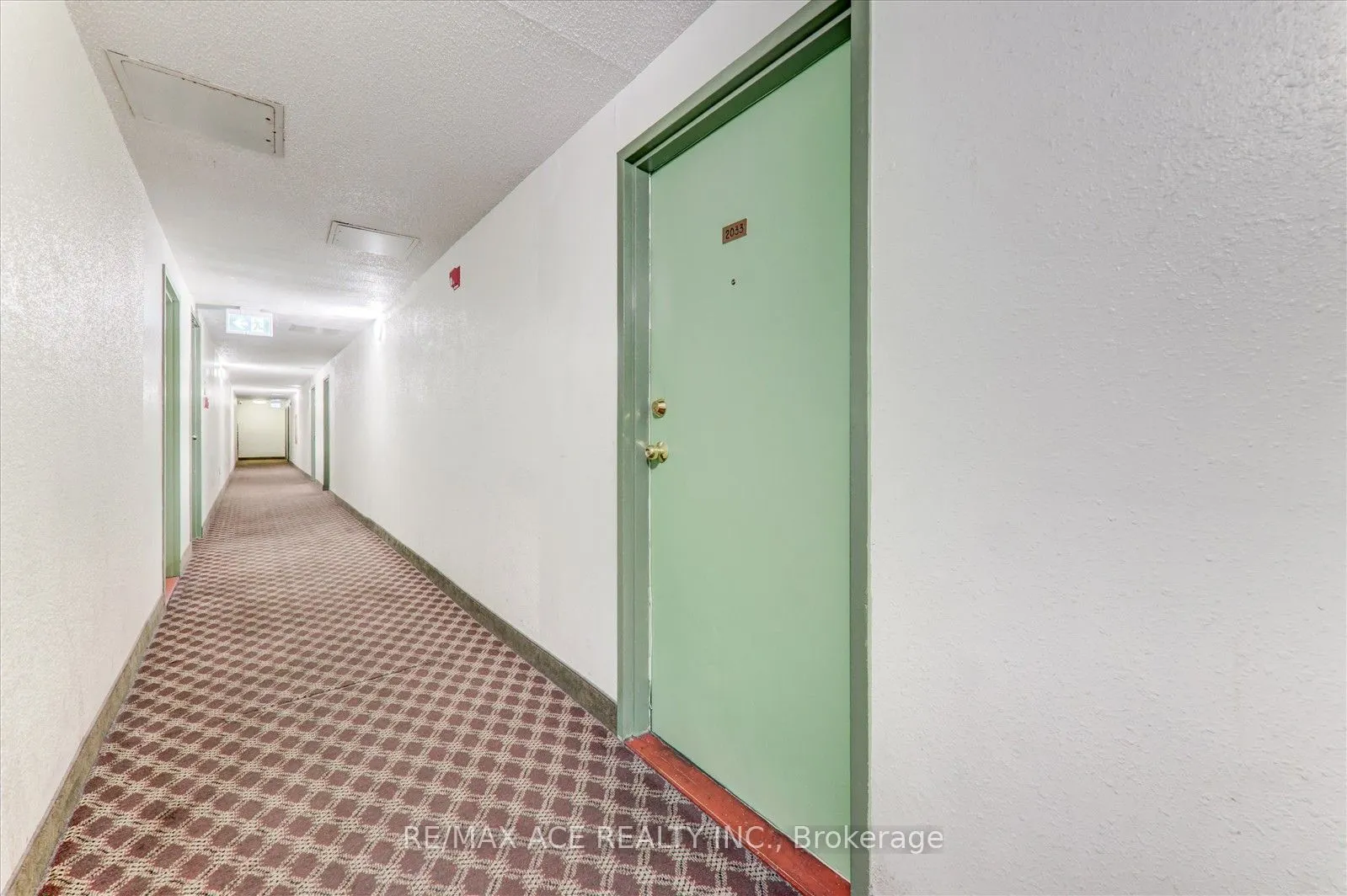 100 Mornelle Court, #2033