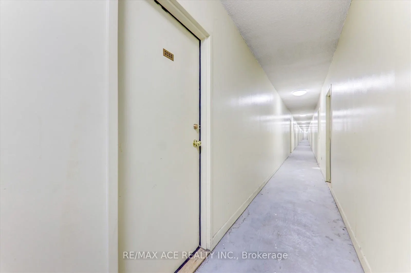 100 Mornelle Court, #2033
