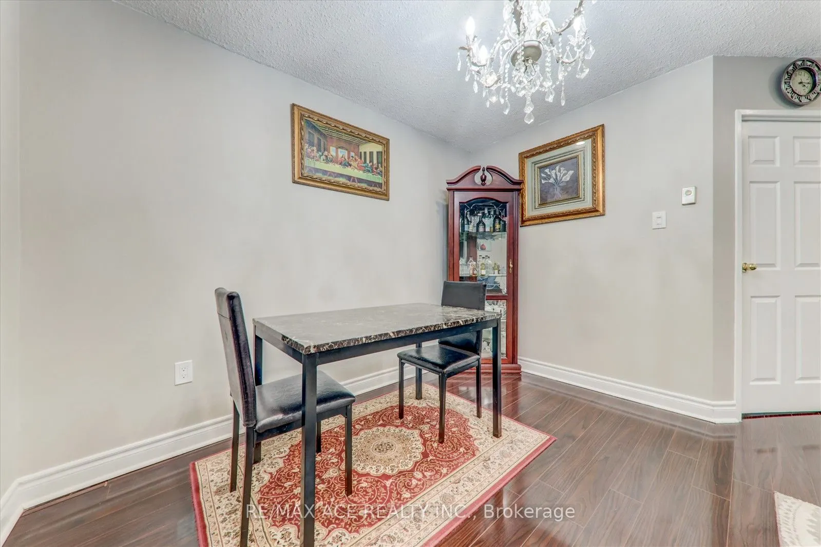 100 Mornelle Court, #2033