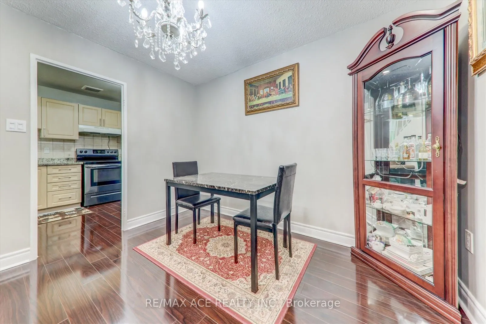 100 Mornelle Court, #2033