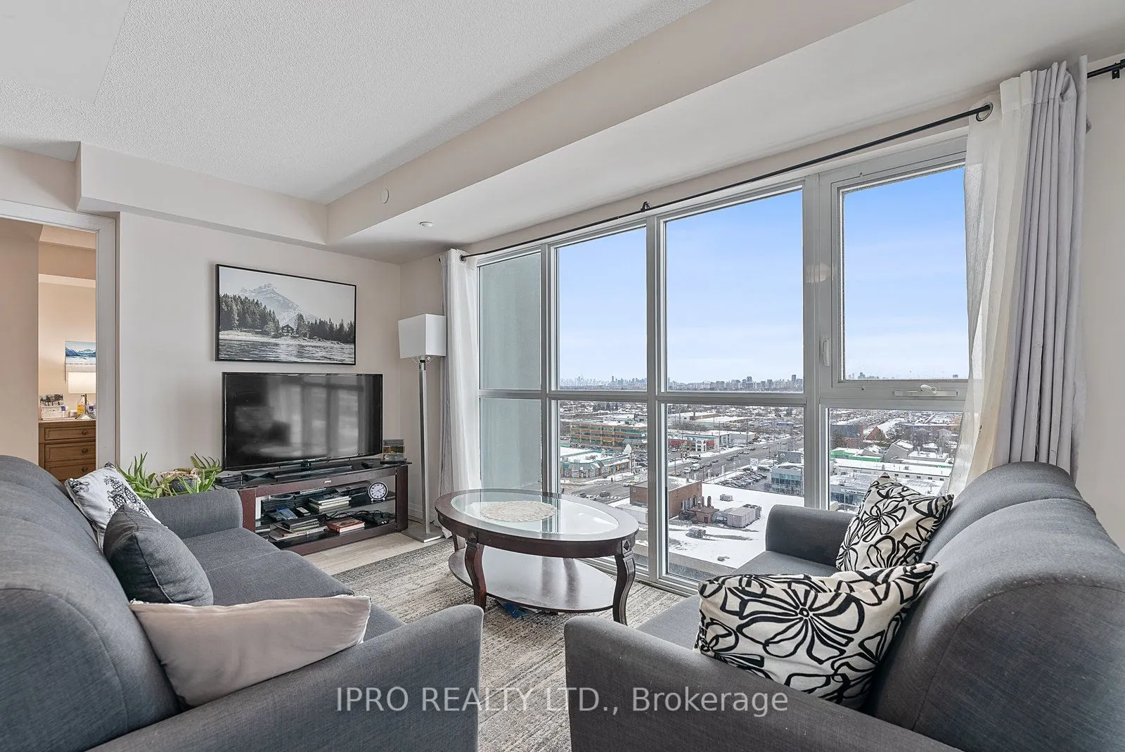 2150 Lawrence Avenue E, #1609