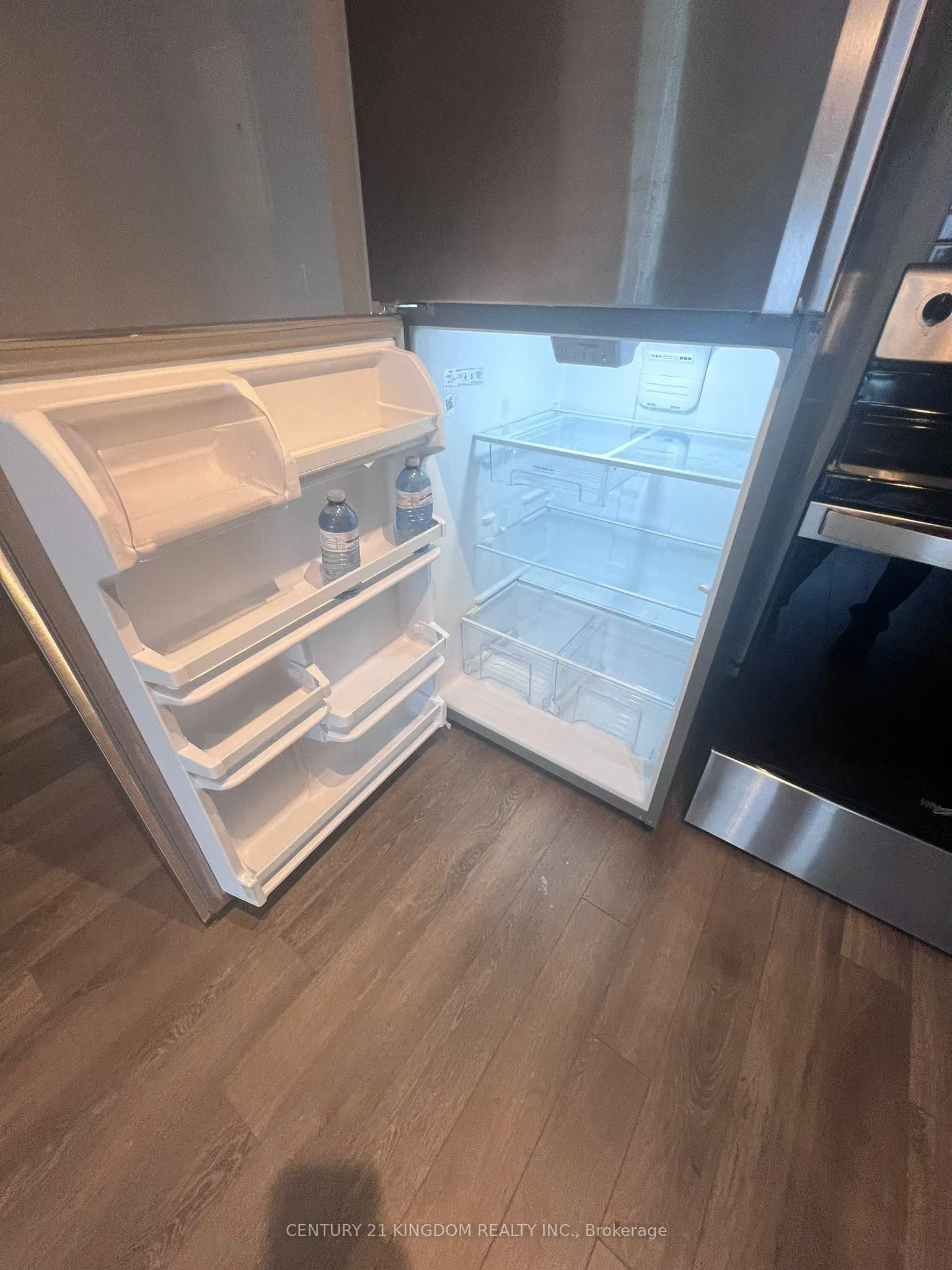 20 Meadowglen Place, #1003